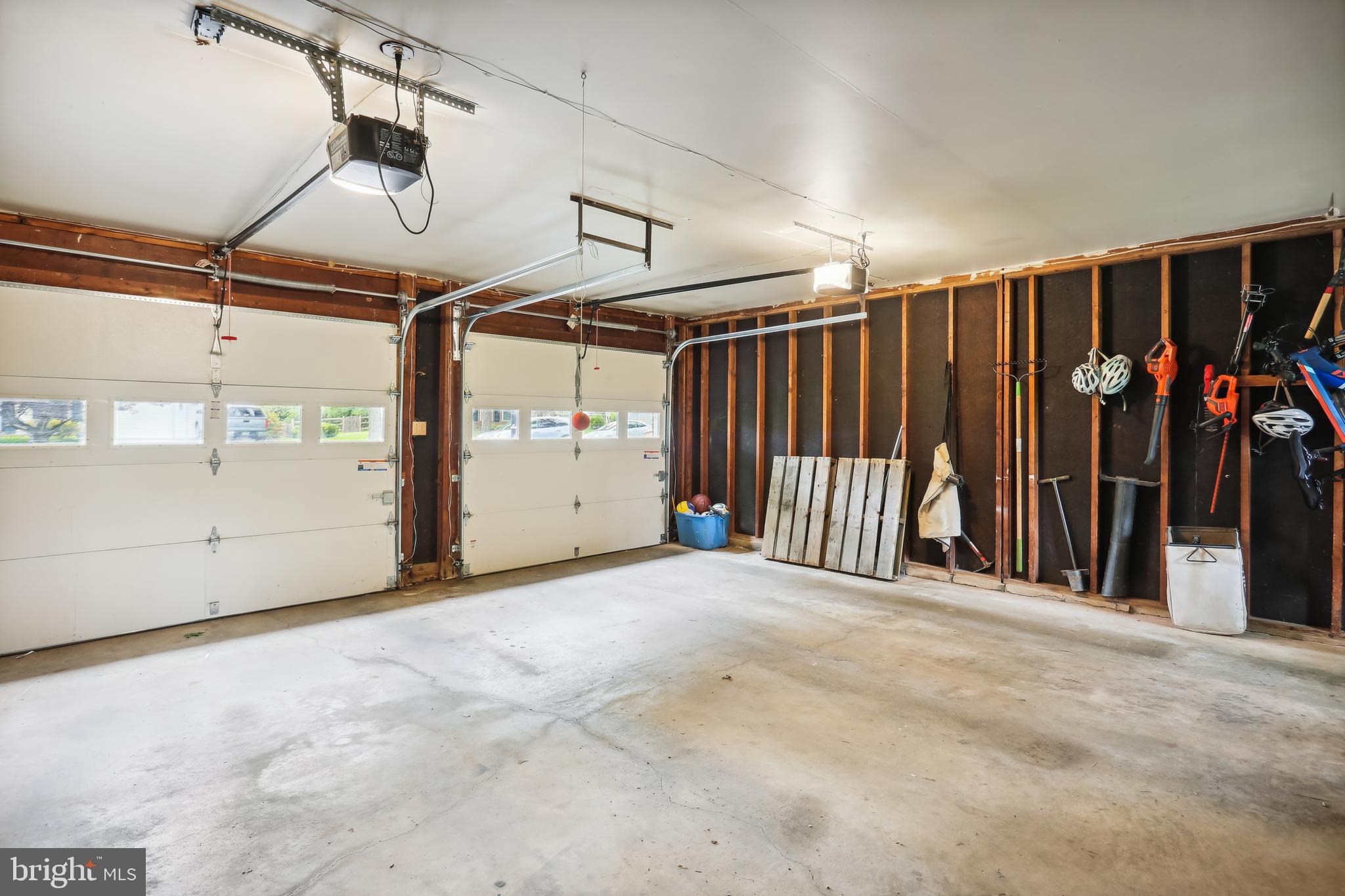 WESTLEIGH - Residential