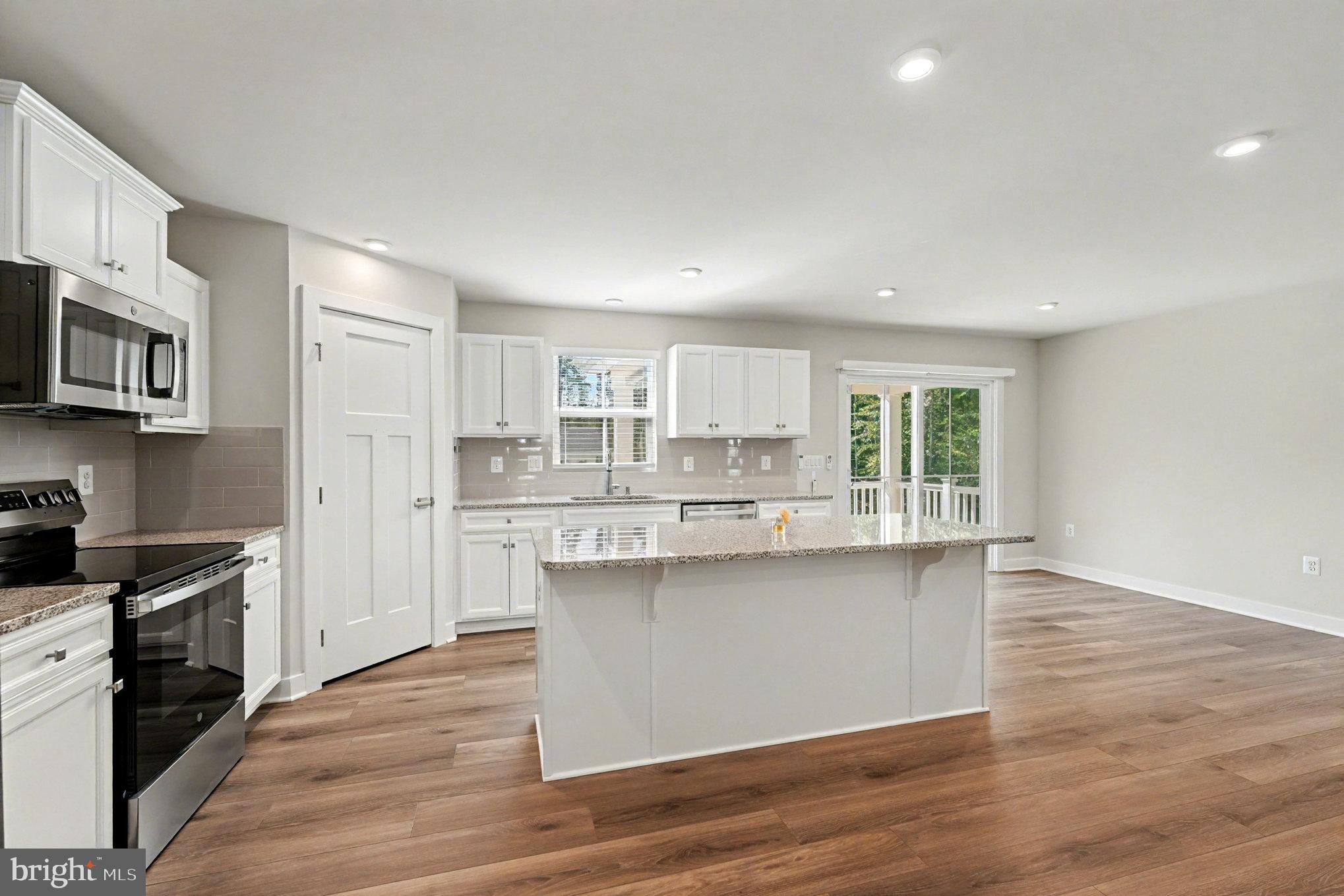 CHANCELLOR CROSSING - Land