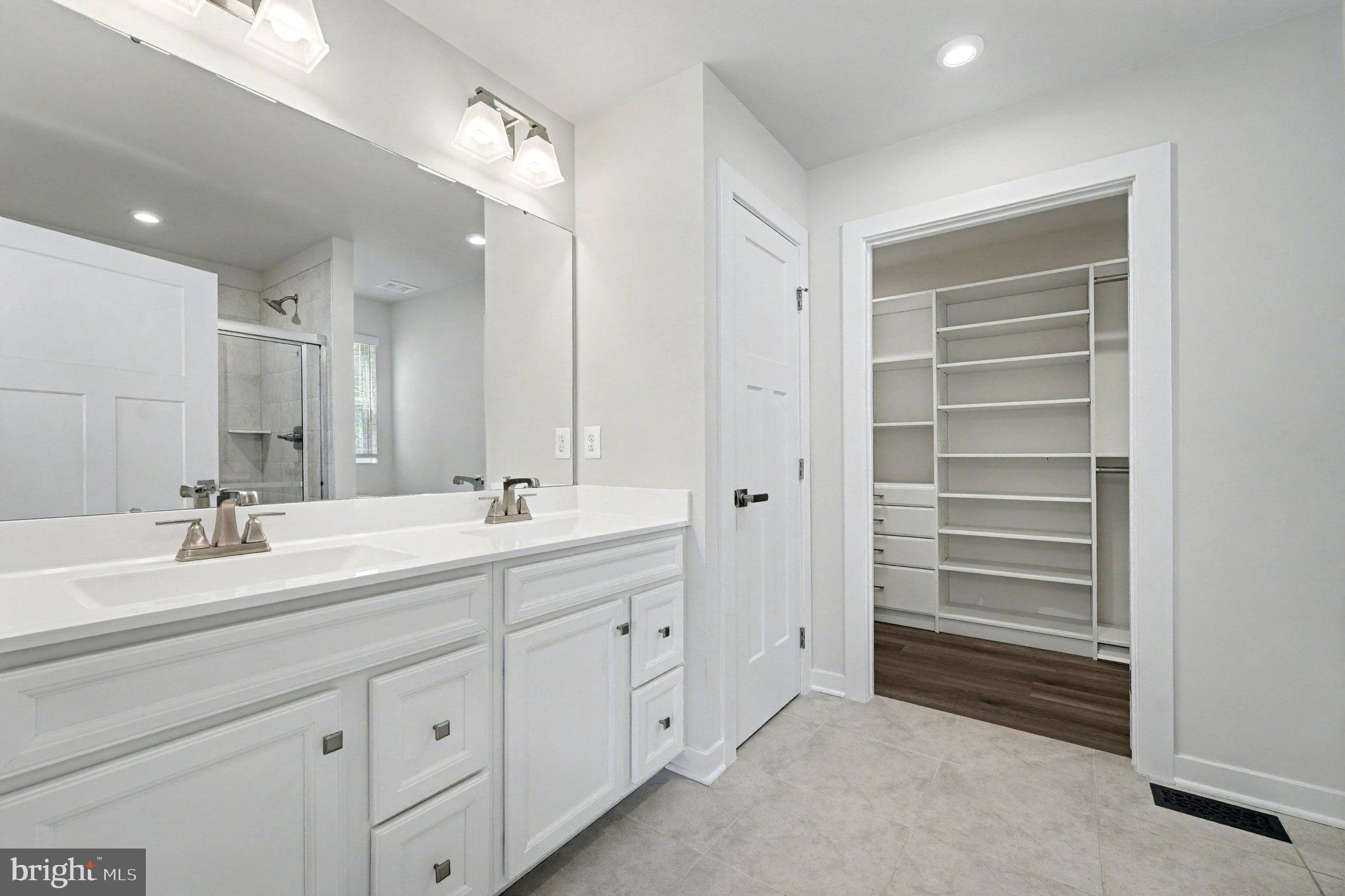 CHANCELLOR CROSSING - Land