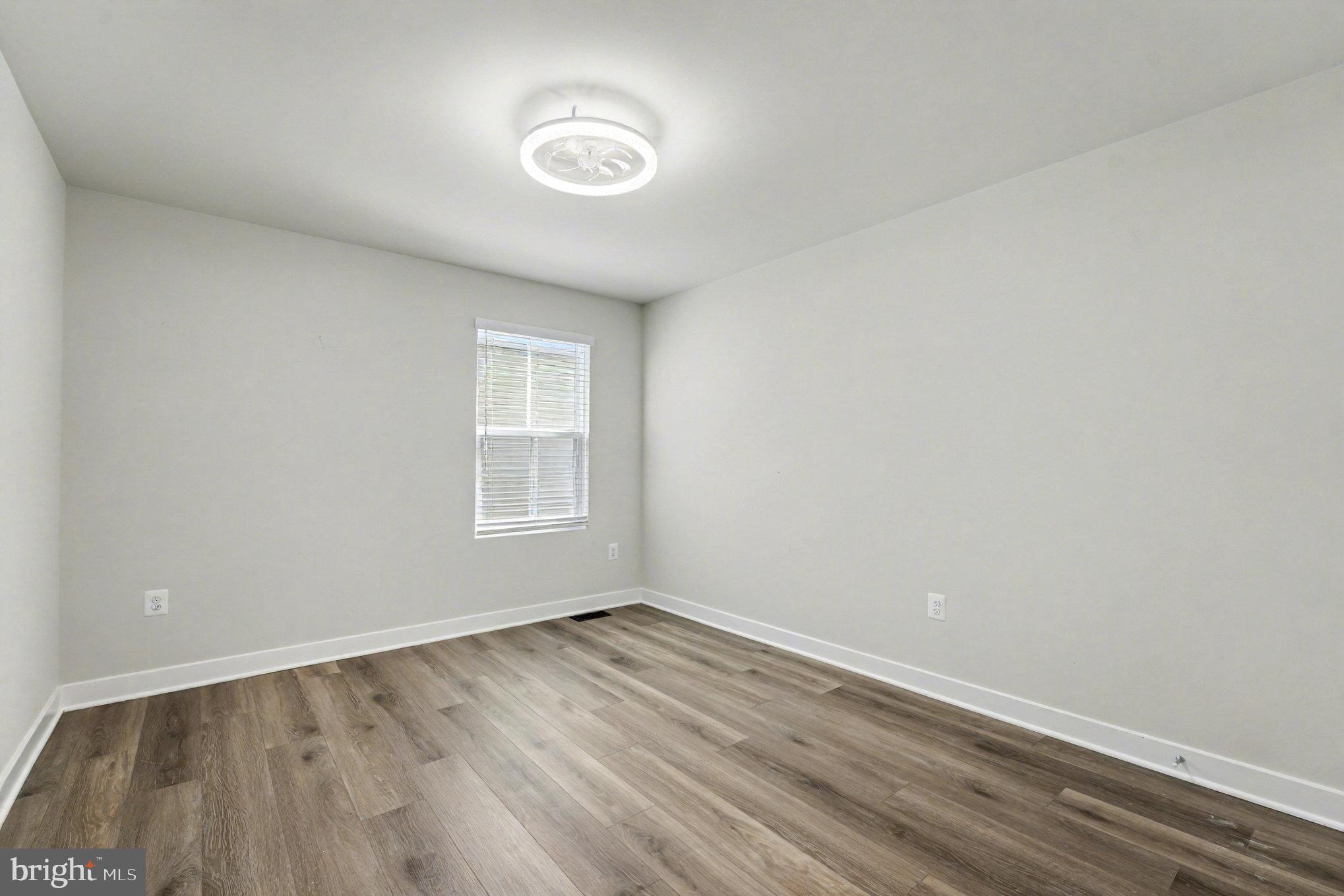 CHANCELLOR CROSSING - Land