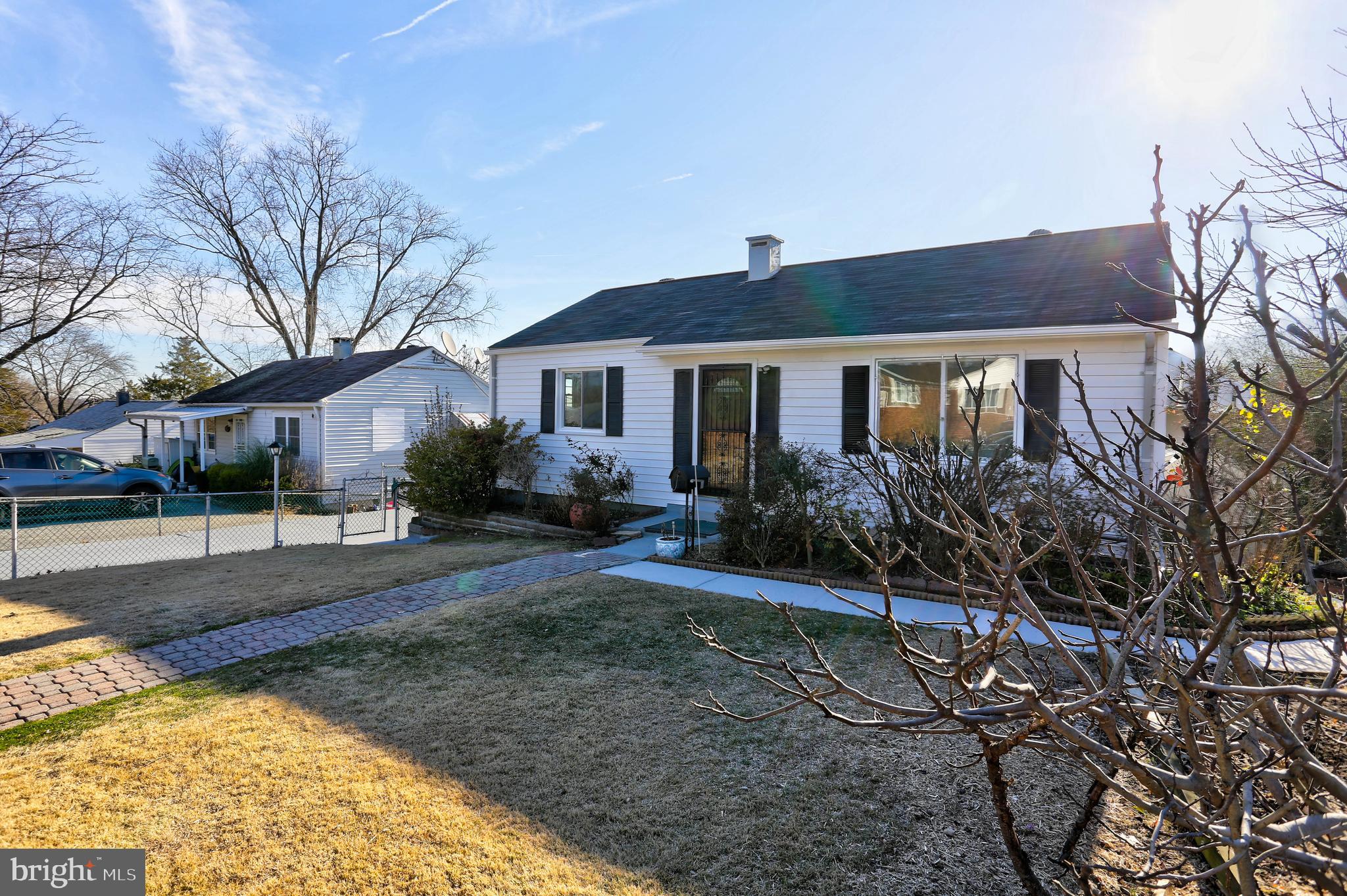 FAIRLAWN - Residential