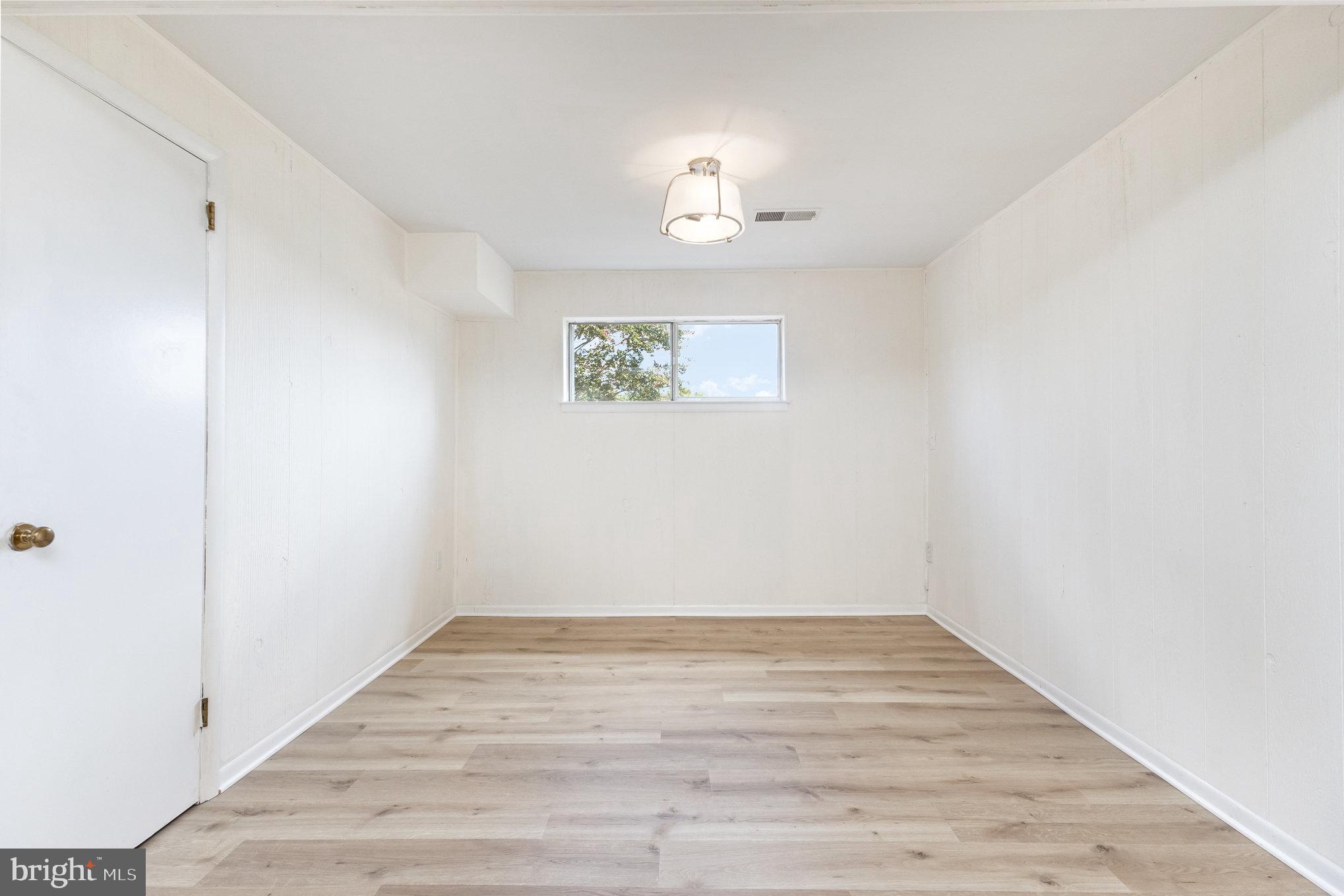 GYPSUM HILL - Residential