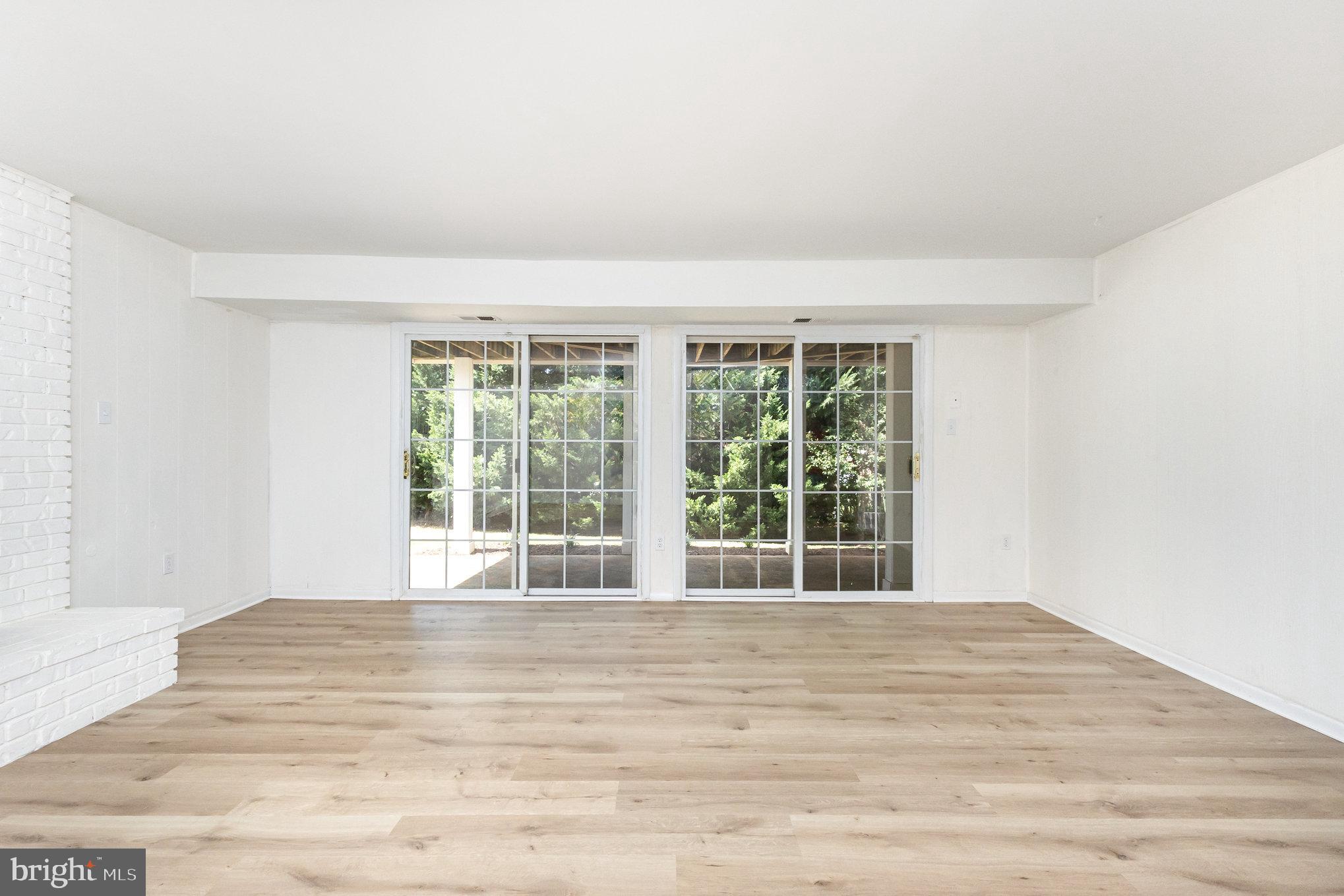 GYPSUM HILL - Residential