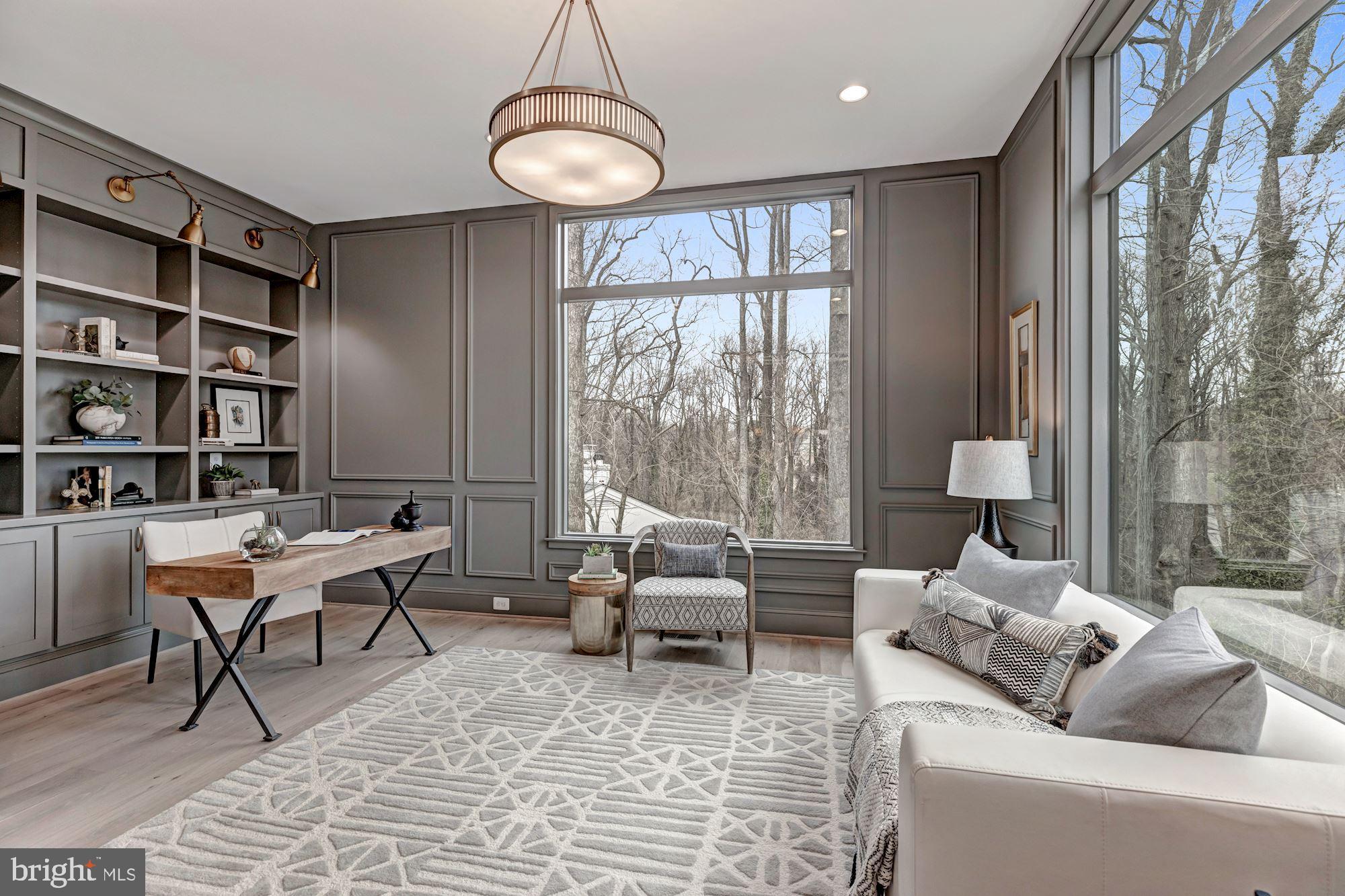 SALONA VILLAGE - Residential