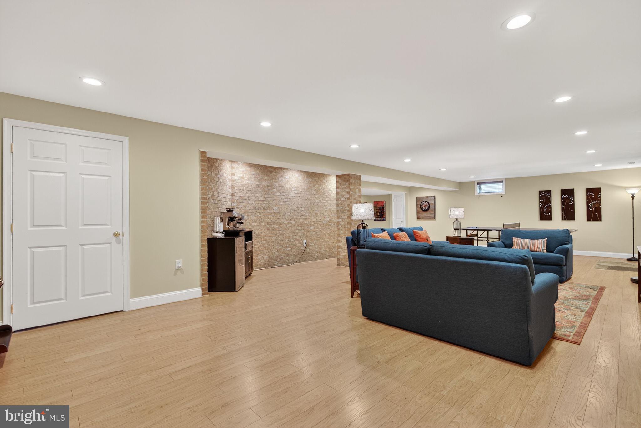 MADDEX FARM - Residential