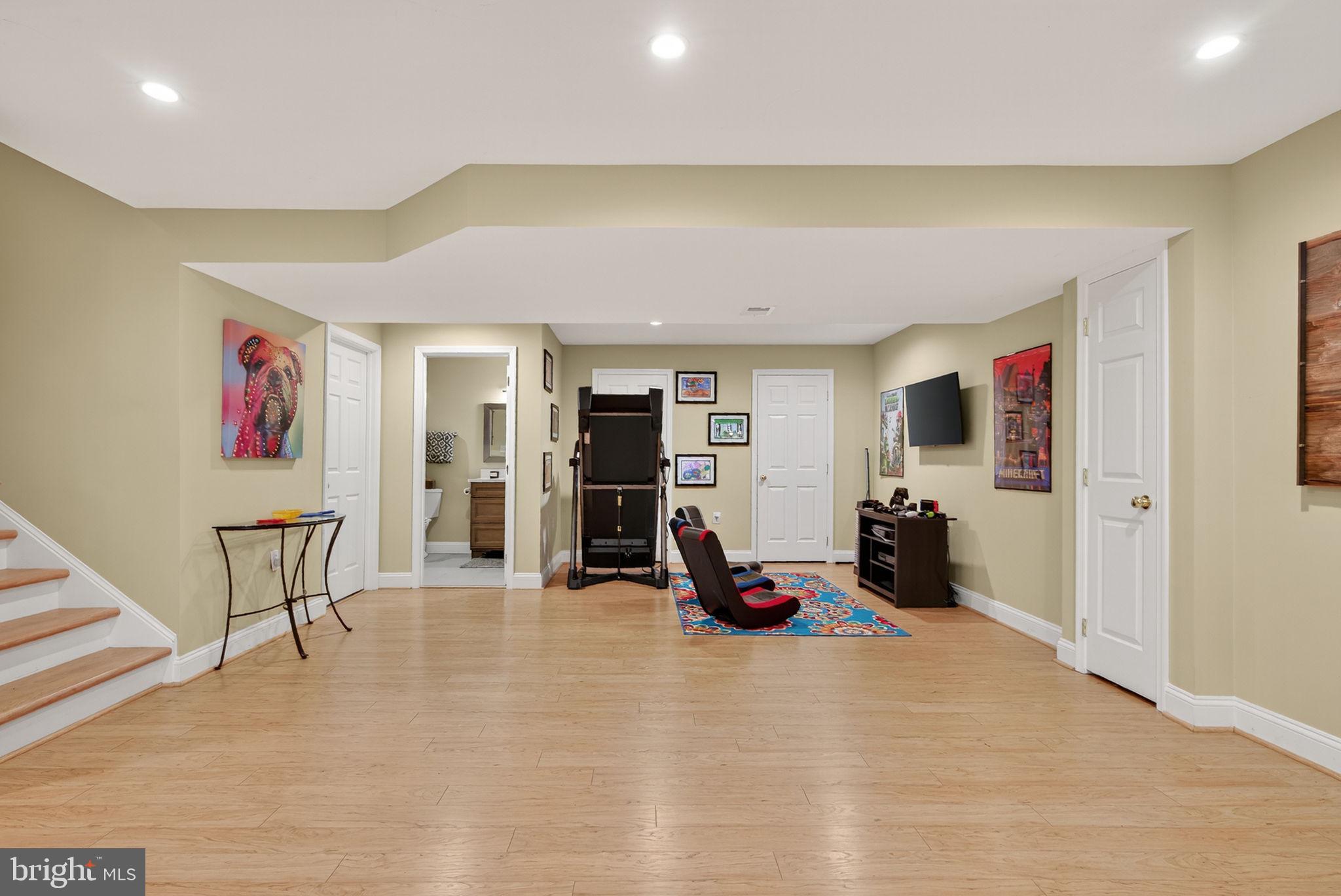 MADDEX FARM - Residential