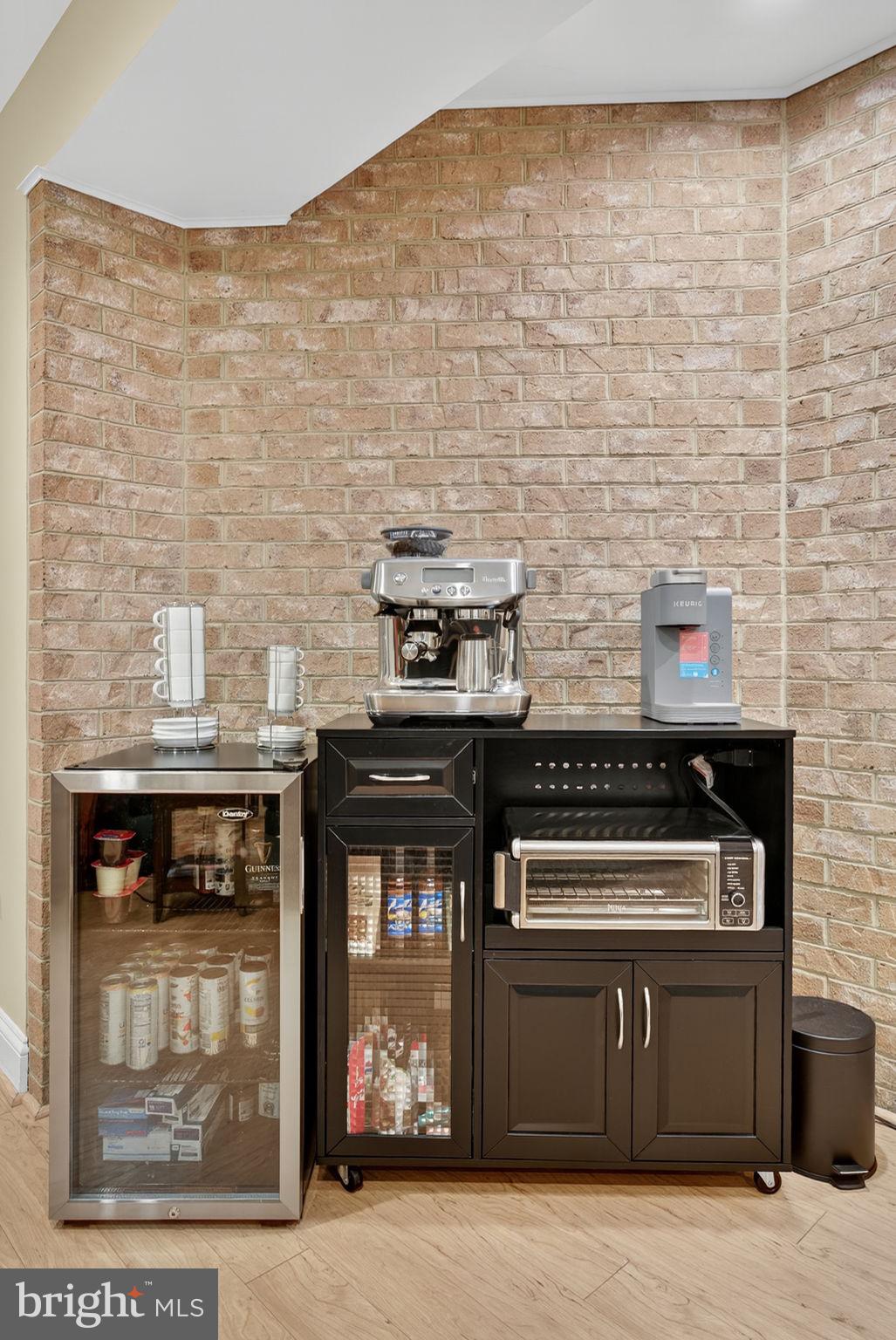 MADDEX FARM - Residential