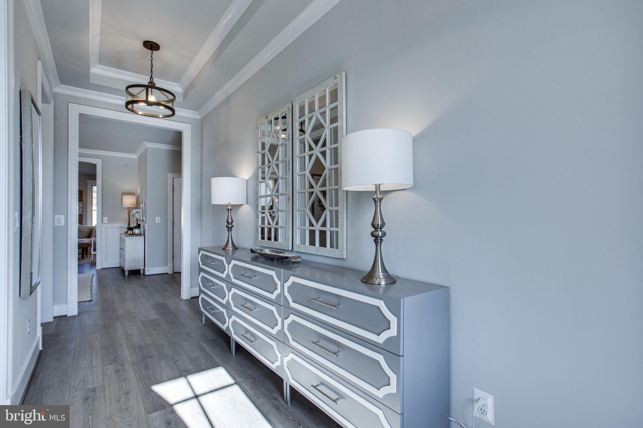 VIENNA WOODS - Residential