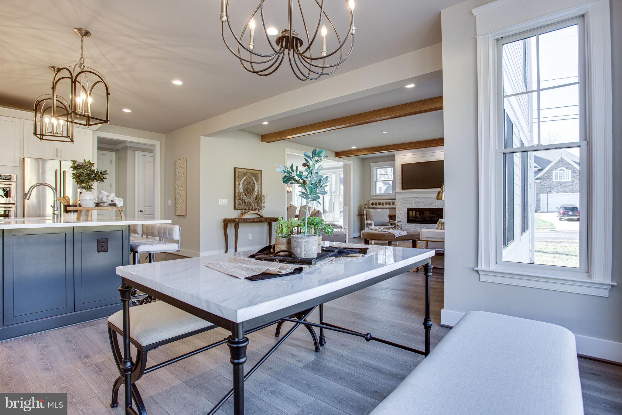 VIENNA WOODS - Residential