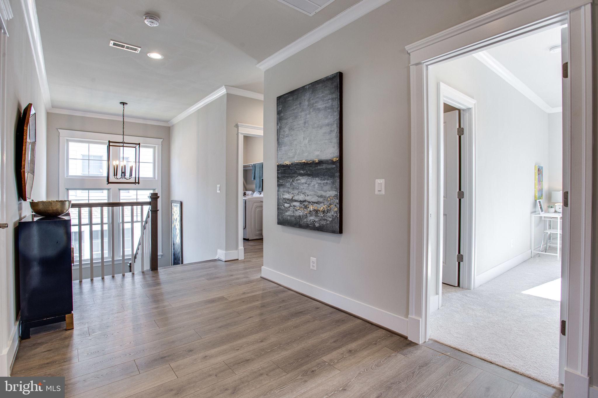 VIENNA WOODS - Residential