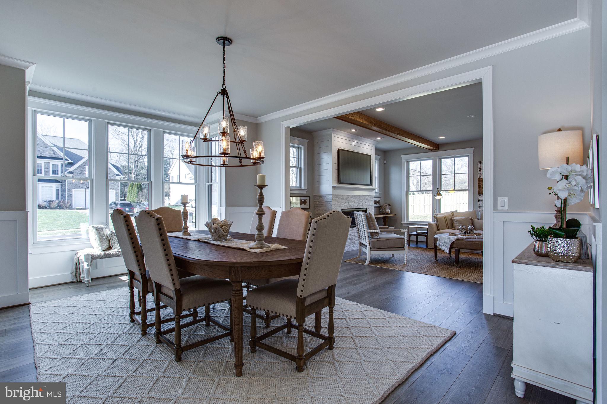 VIENNA WOODS - Residential