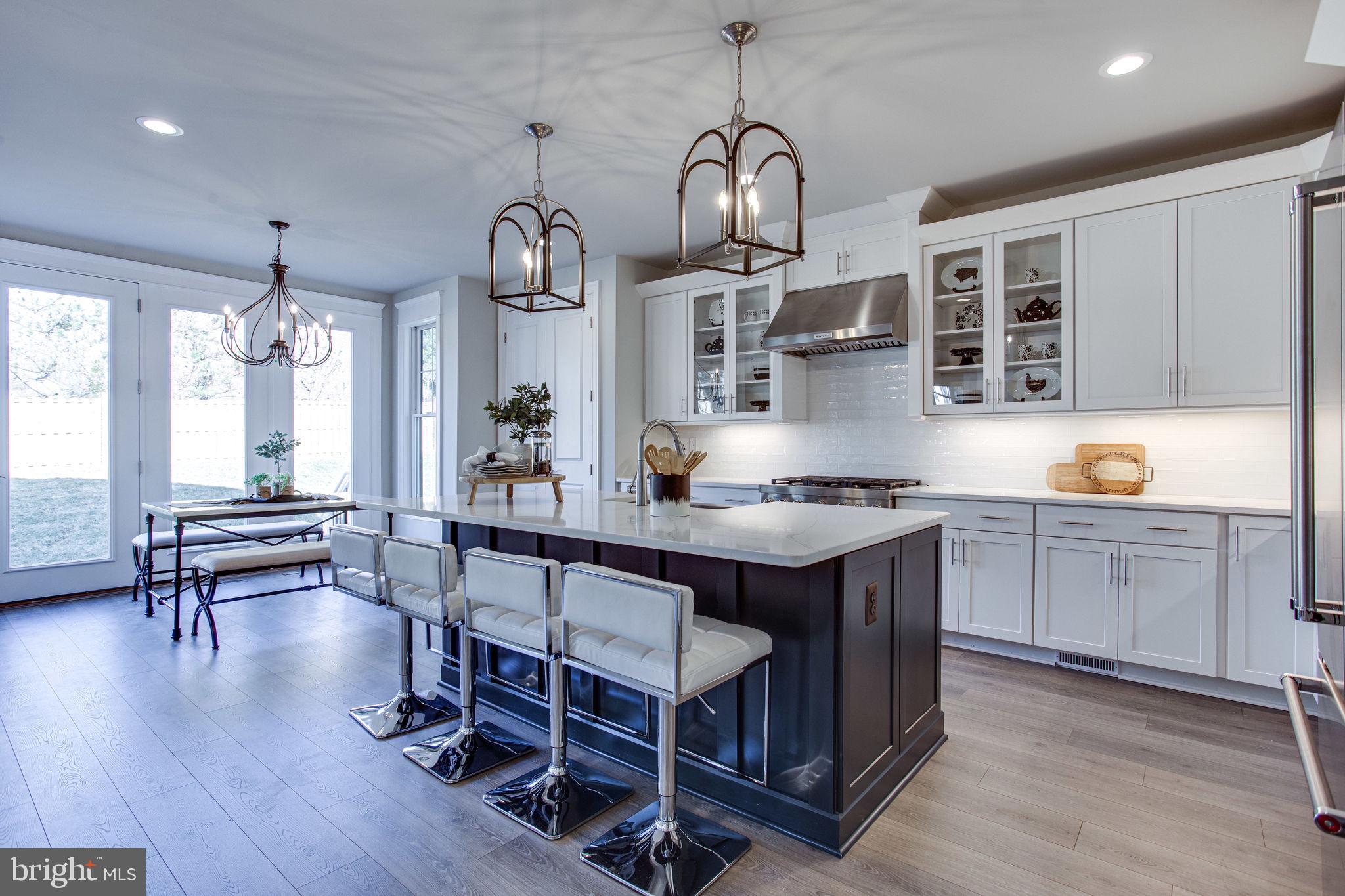 VIENNA WOODS - Residential