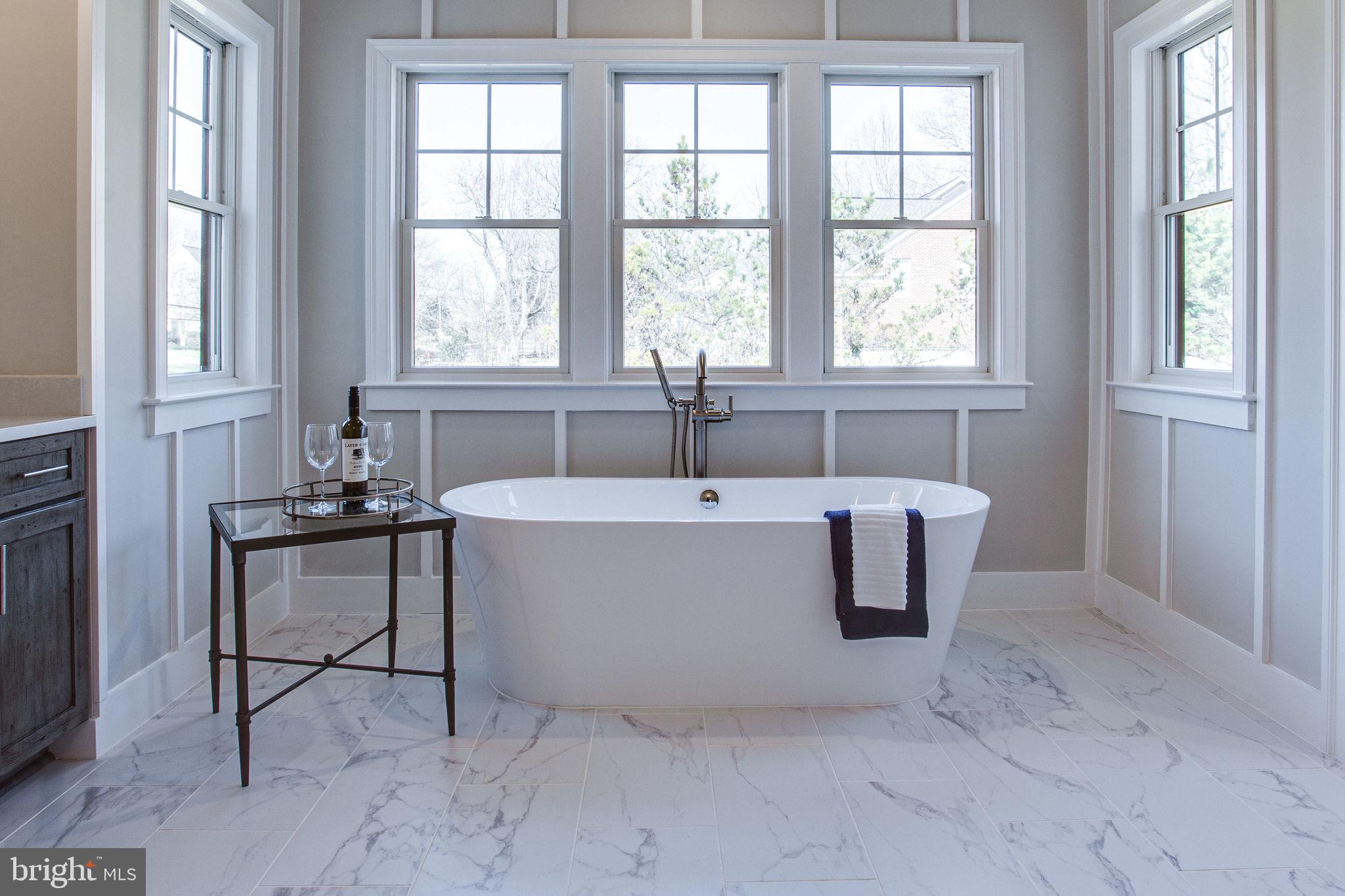 VIENNA WOODS - Residential