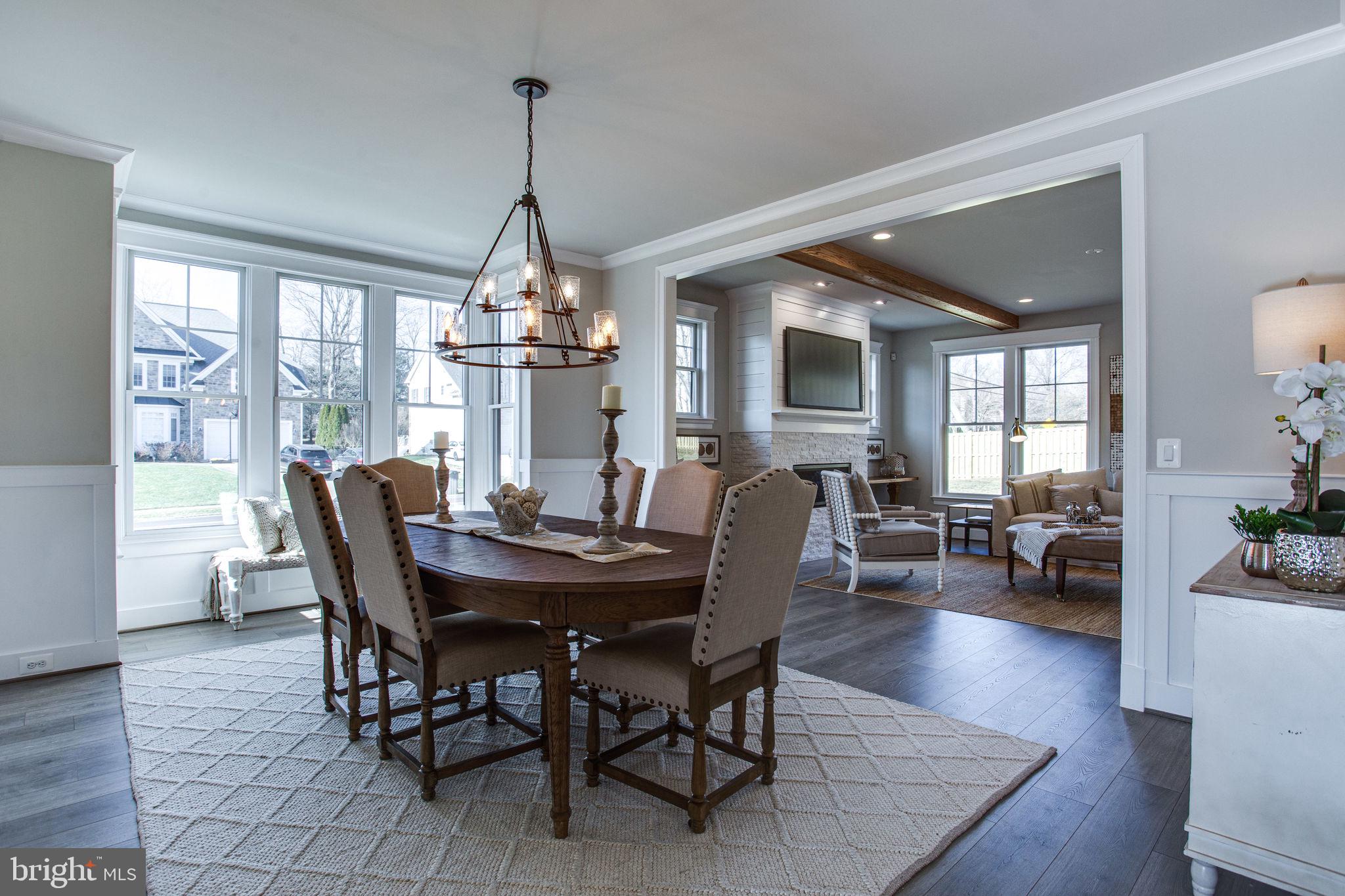 VIENNA WOODS - Residential