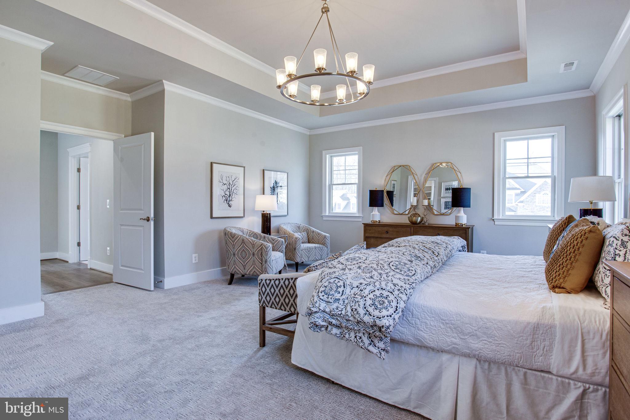 VIENNA WOODS - Residential