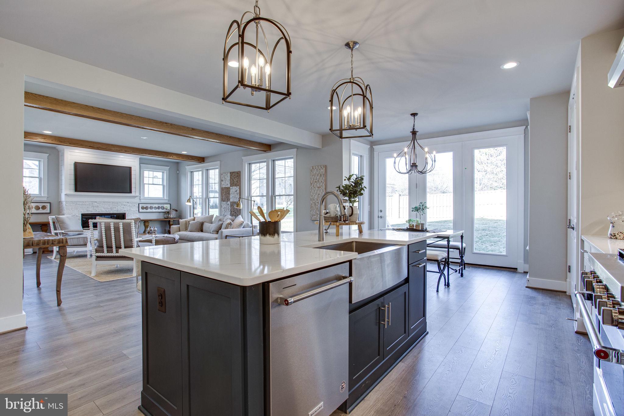 VIENNA WOODS - Residential