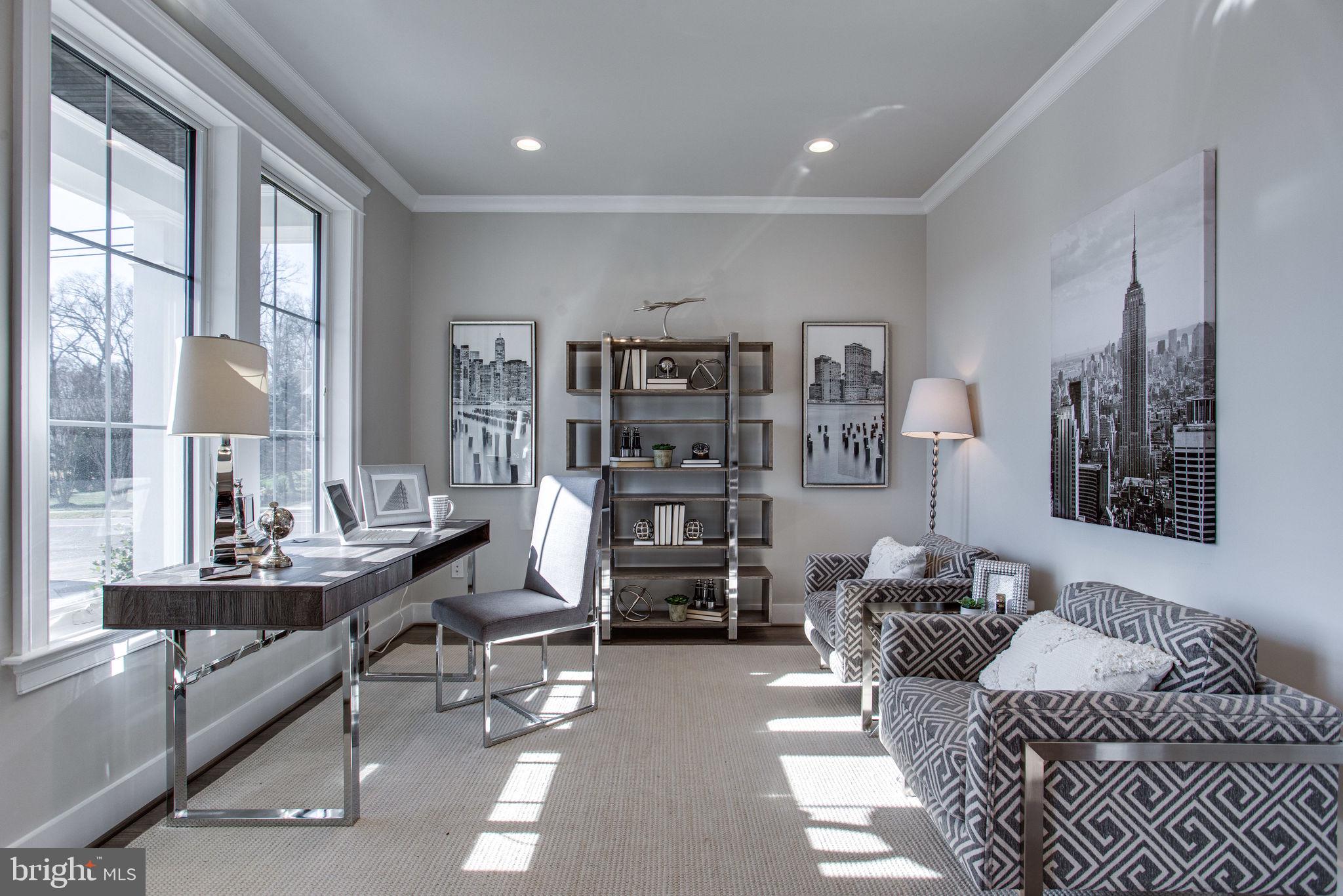 VIENNA WOODS - Residential