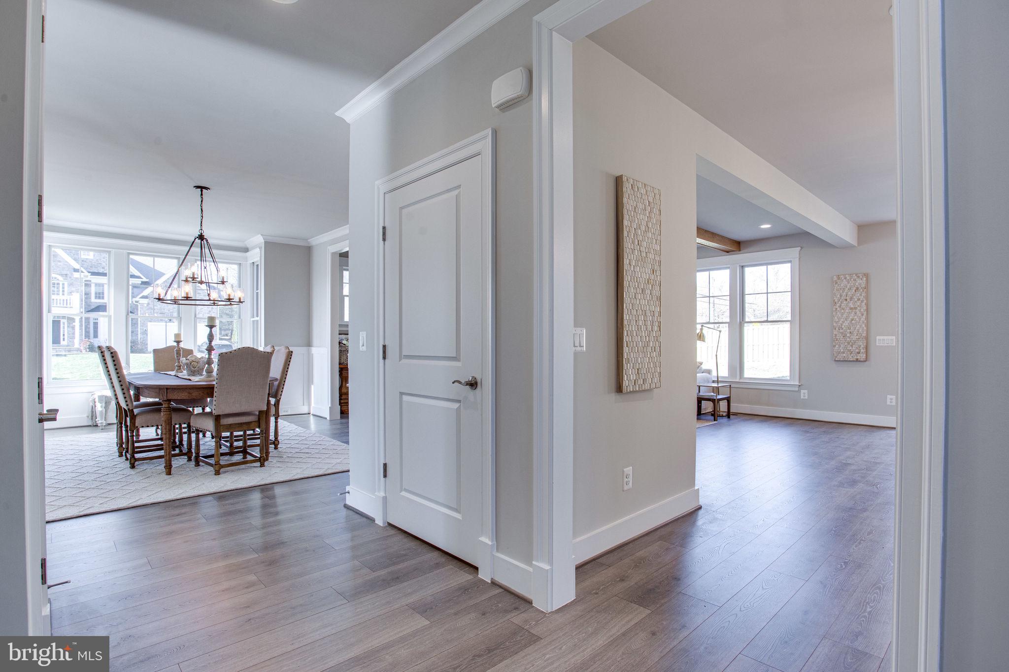 VIENNA WOODS - Residential