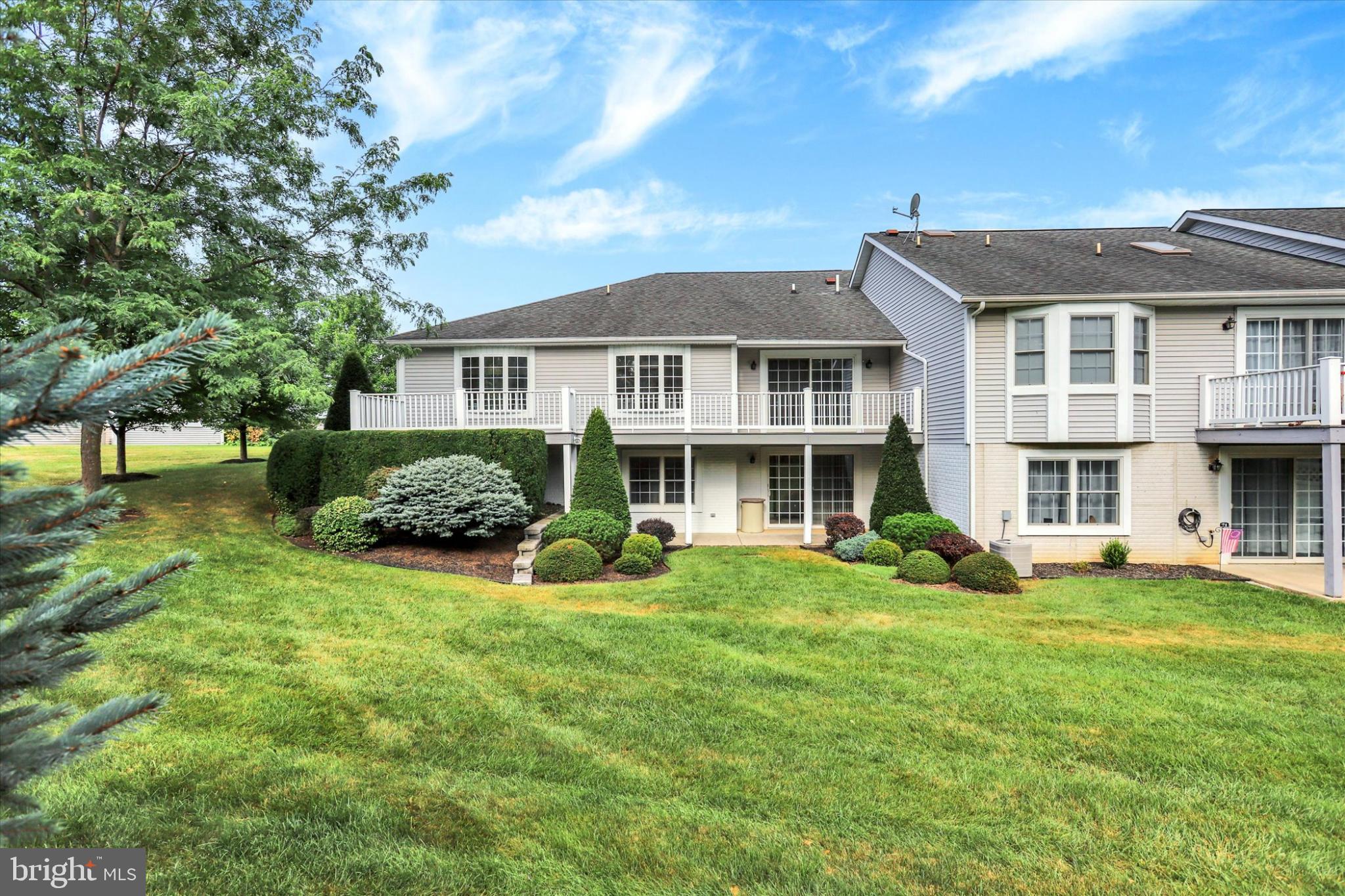 PENN NATIONAL GOLF COURSE COMMUNITY - Residential