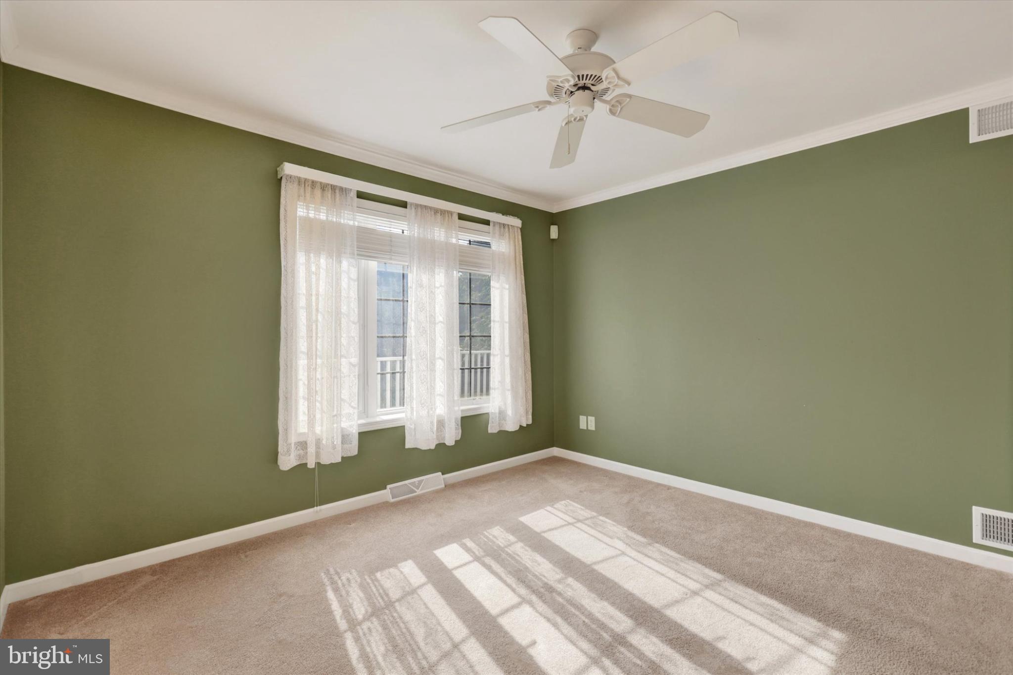 PENN NATIONAL GOLF COURSE COMMUNITY - Residential