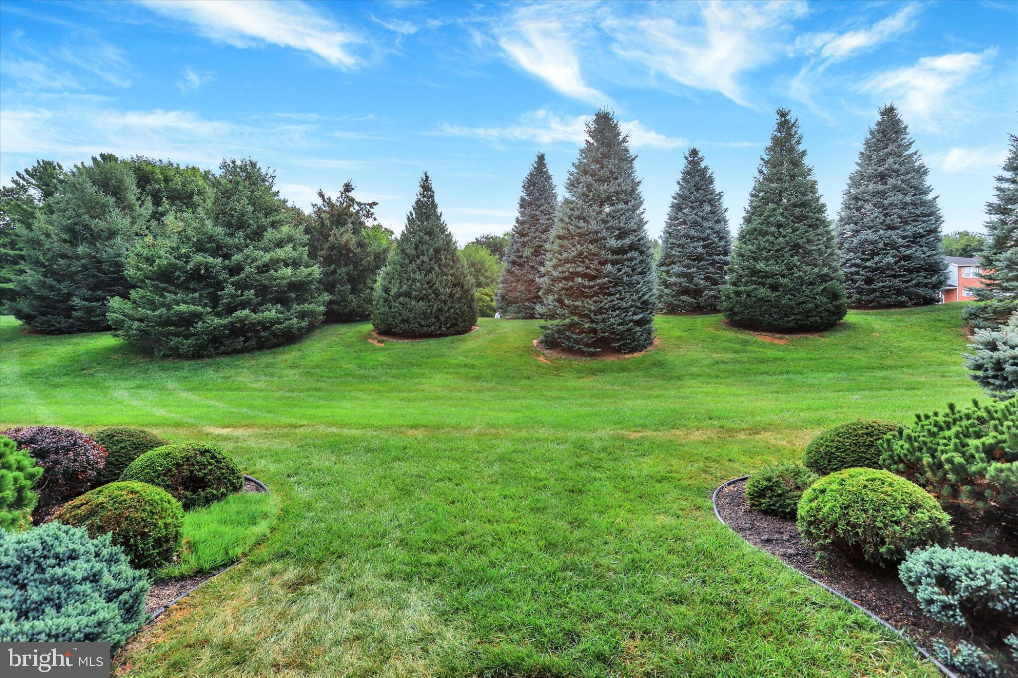 PENN NATIONAL GOLF COURSE COMMUNITY - Residential