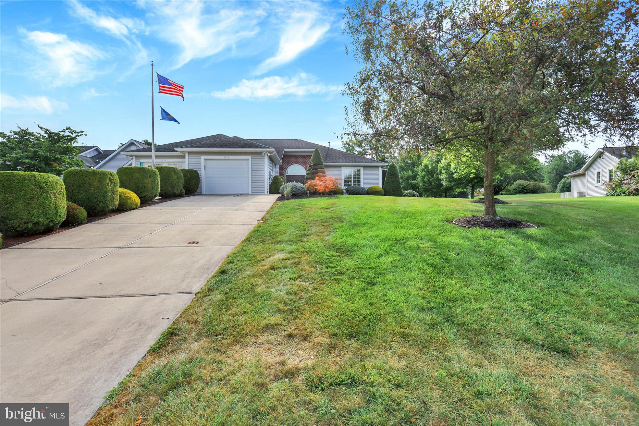 PENN NATIONAL GOLF COURSE COMMUNITY - Residential