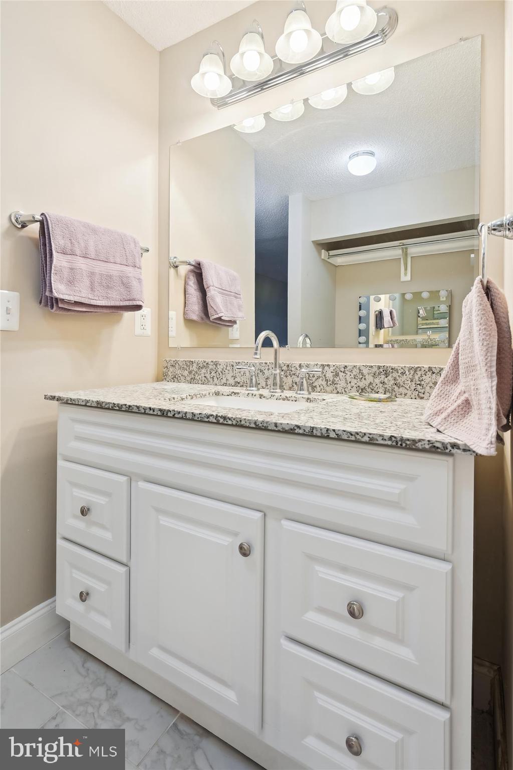 SUMMERRIDGE - Residential