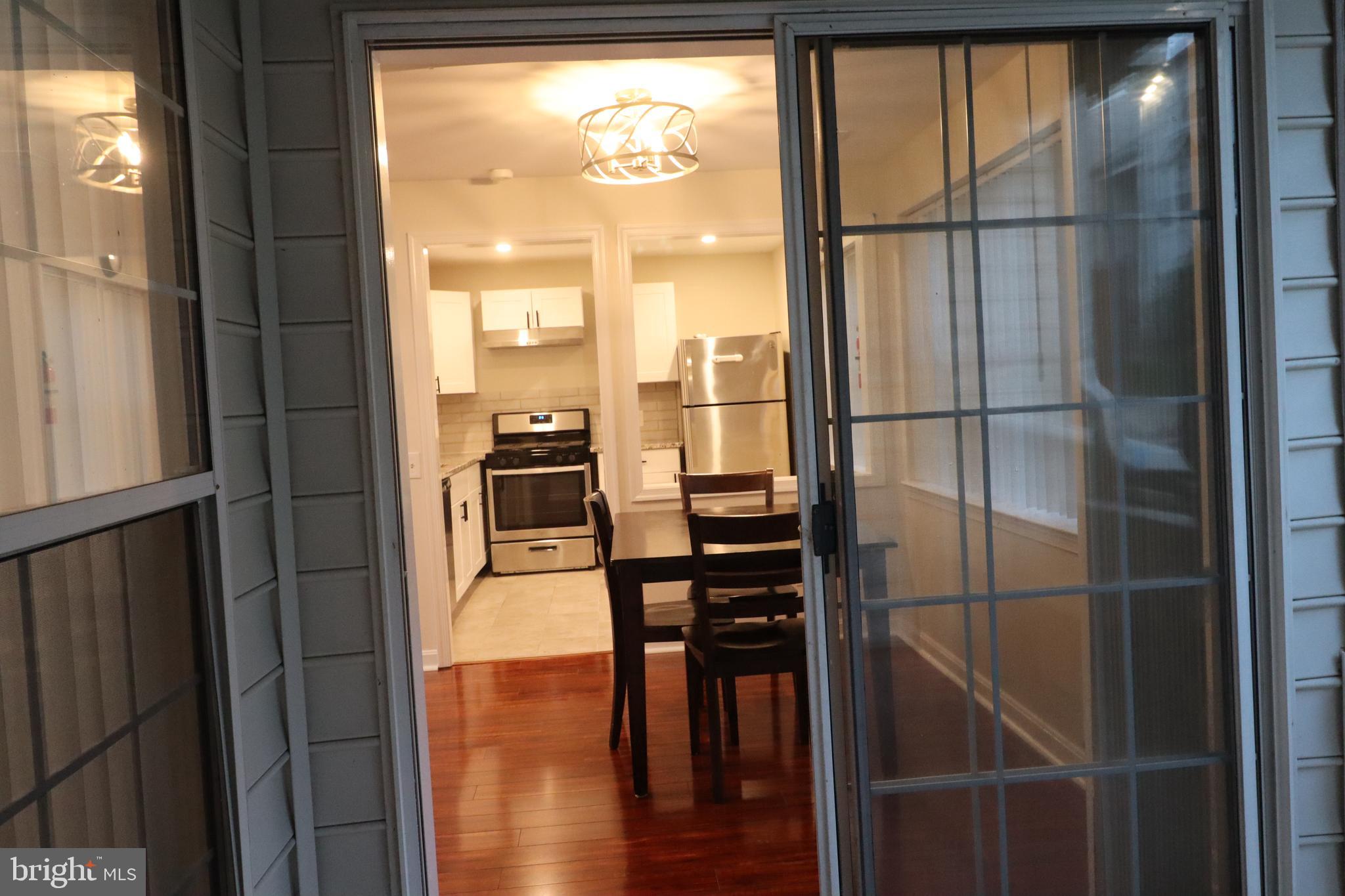 GUNSTON CORNER - Residential