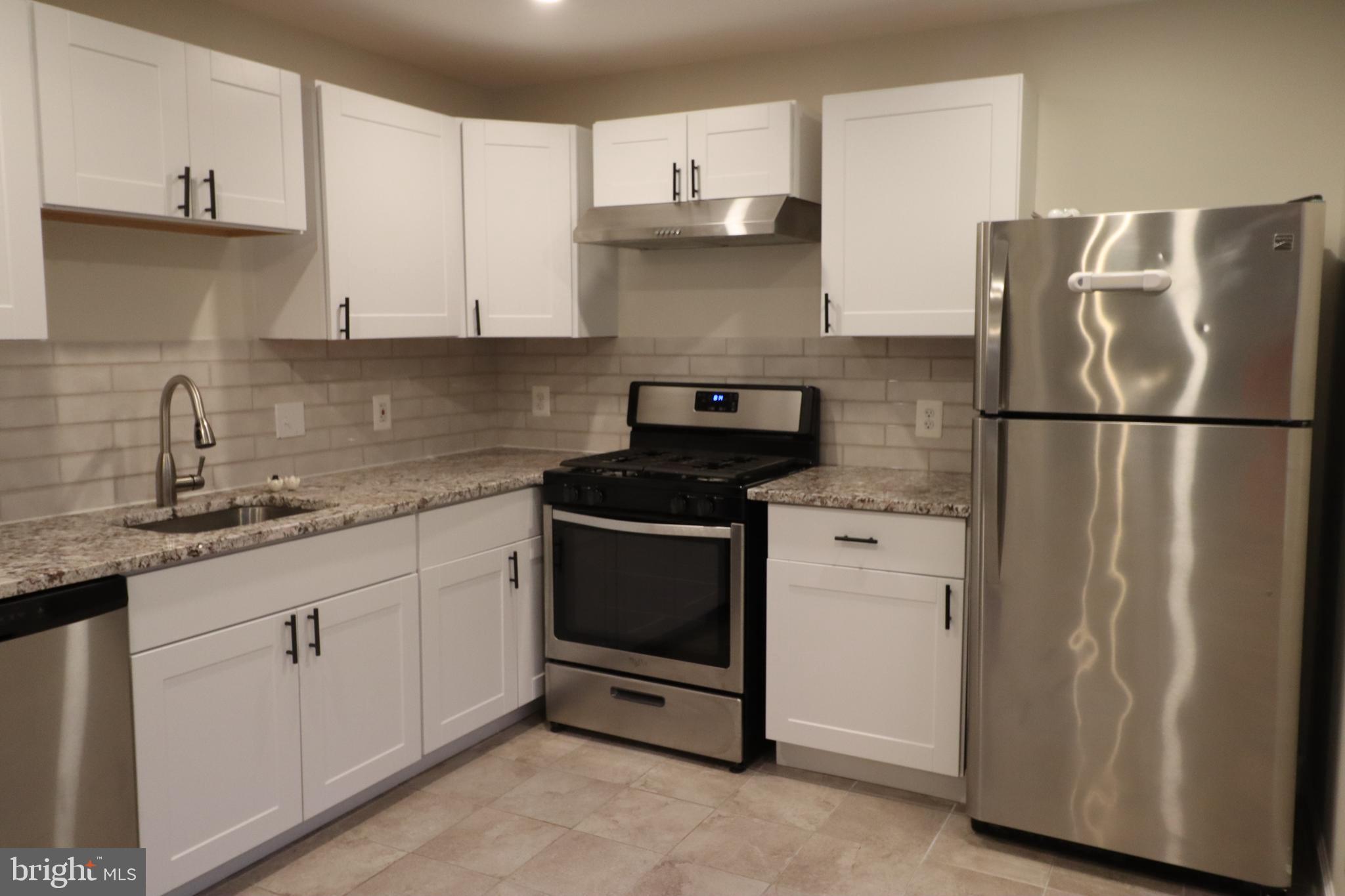 GUNSTON CORNER - Residential