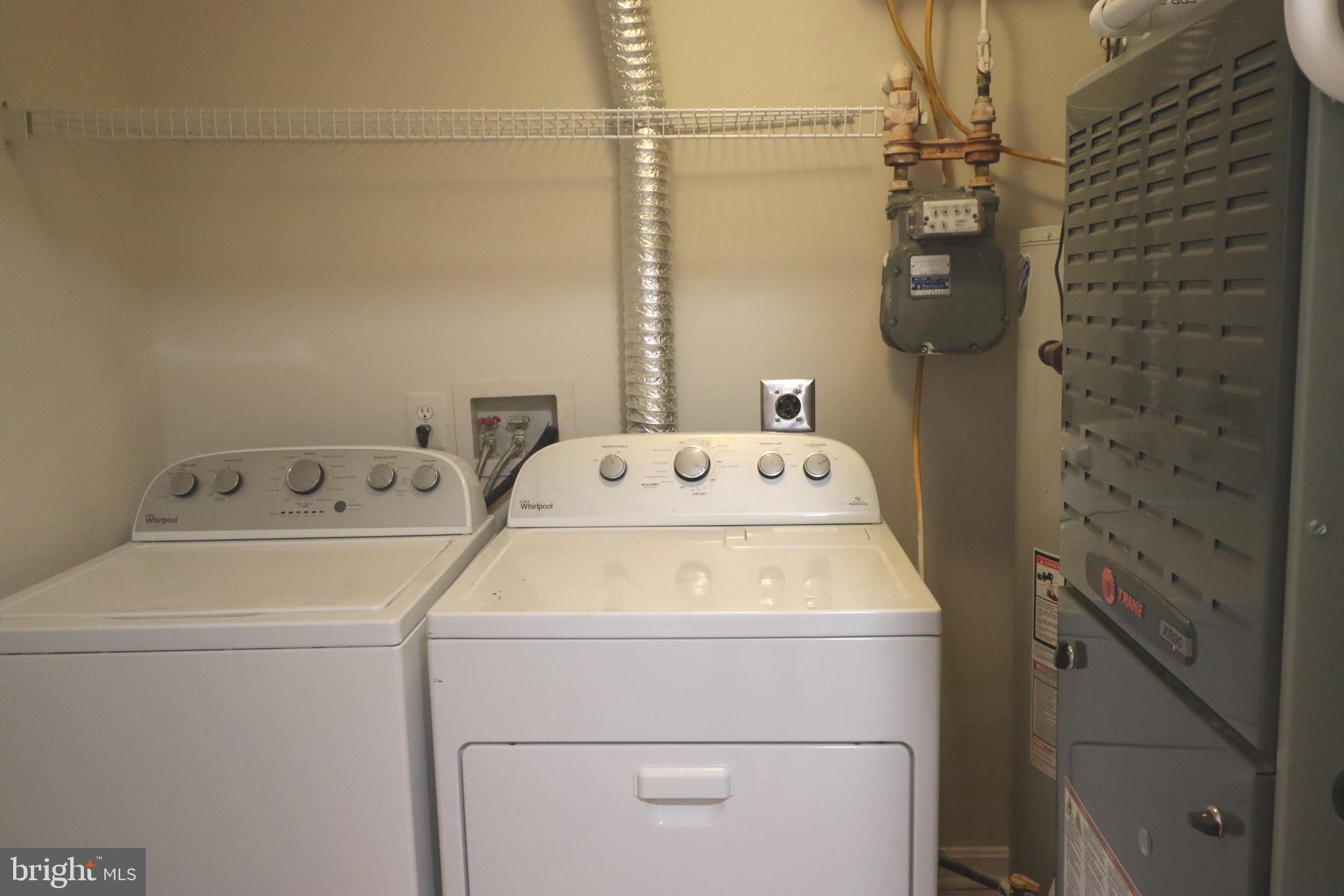 GUNSTON CORNER - Residential