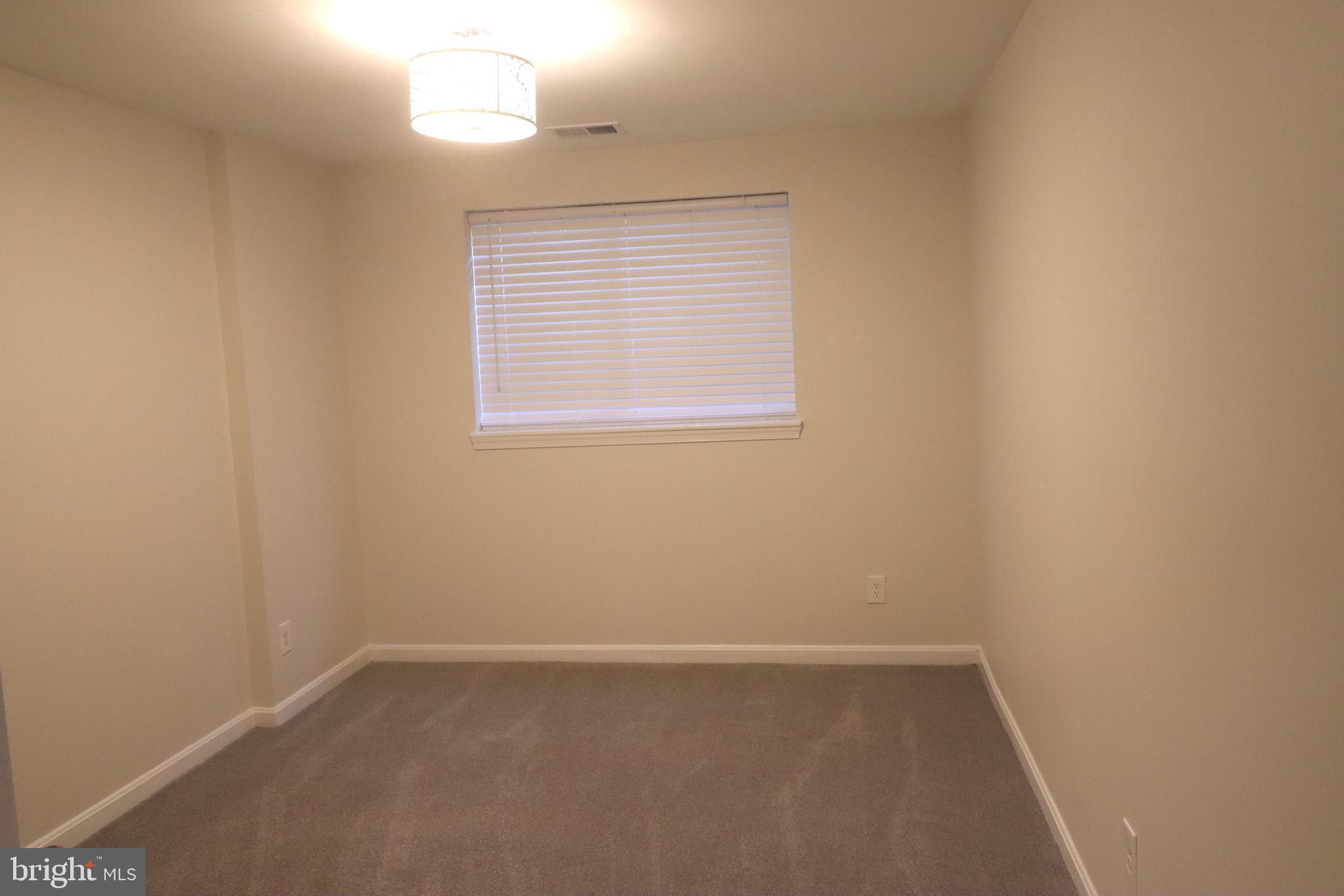 GUNSTON CORNER - Residential