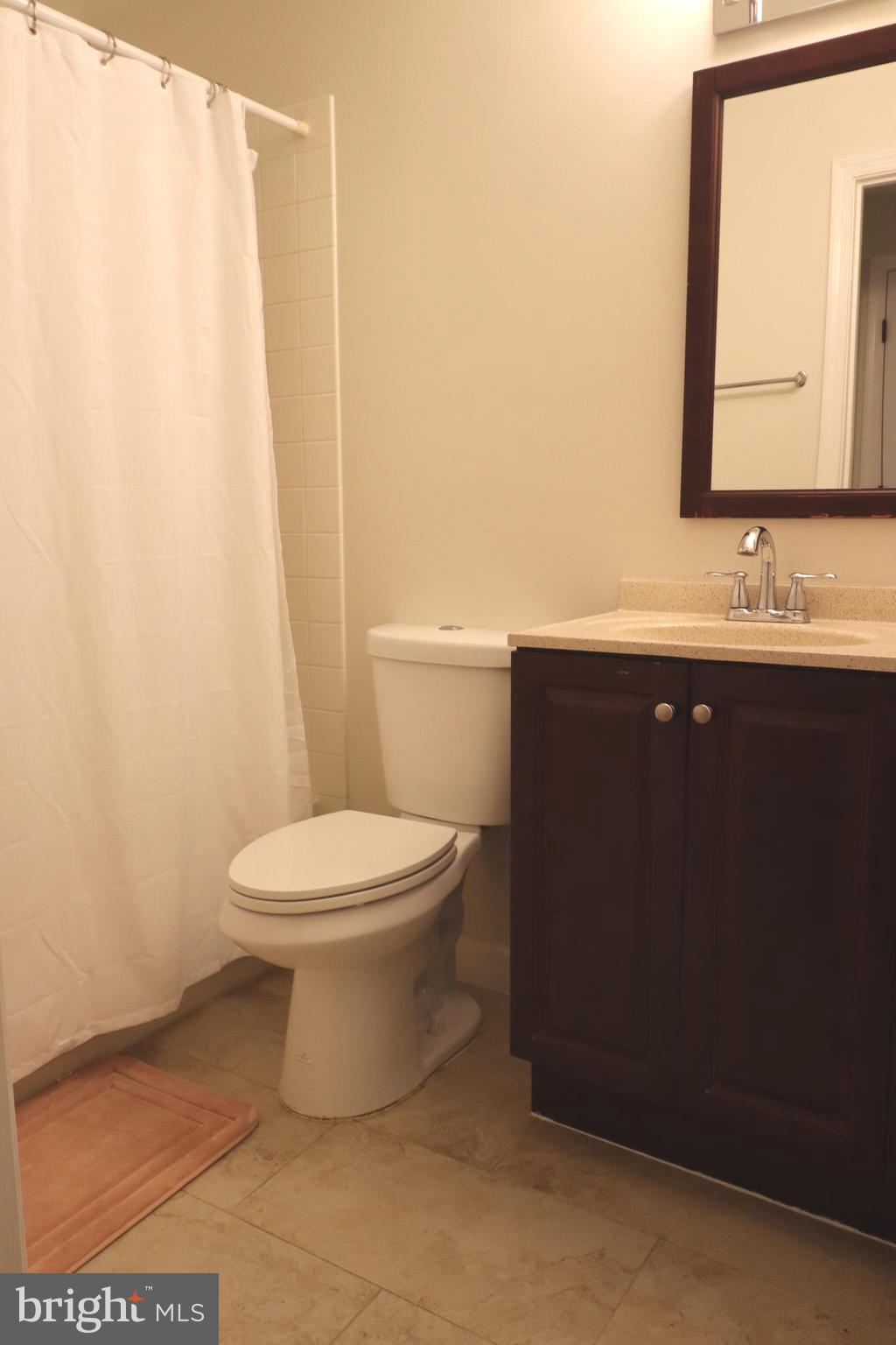 GUNSTON CORNER - Residential