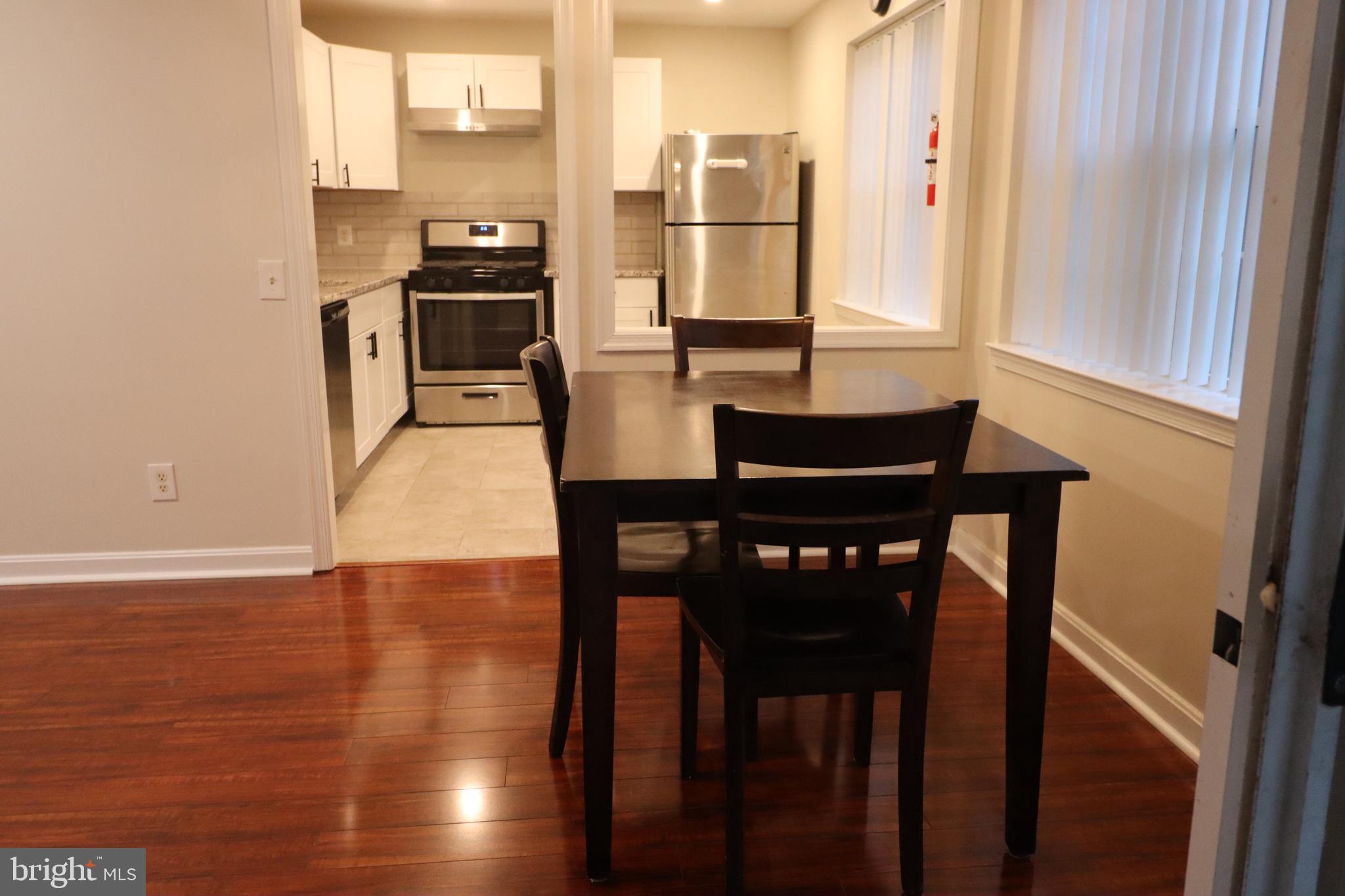 GUNSTON CORNER - Residential