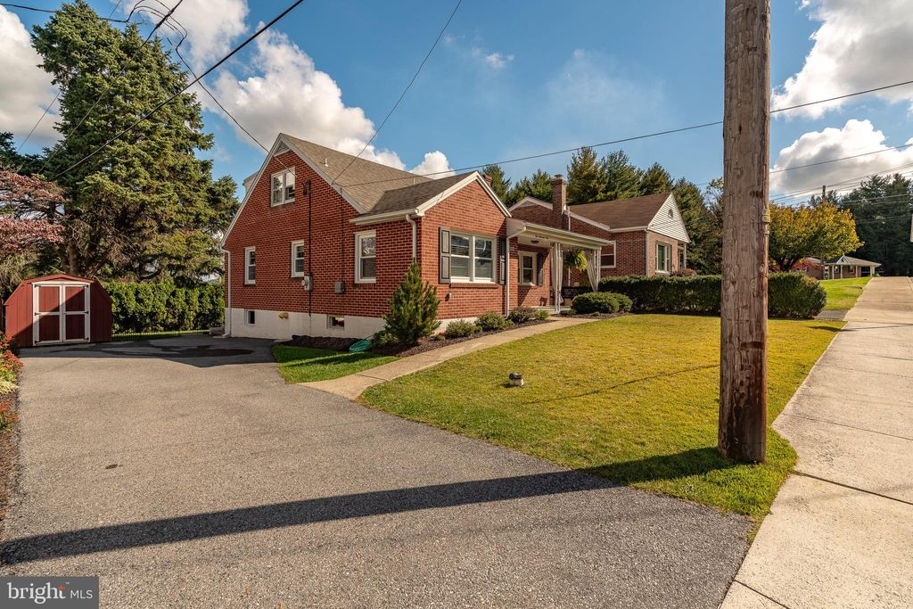 Photo of 1001 Orchard Street, Akron, PA 17501 (MLS # PALA2042648)