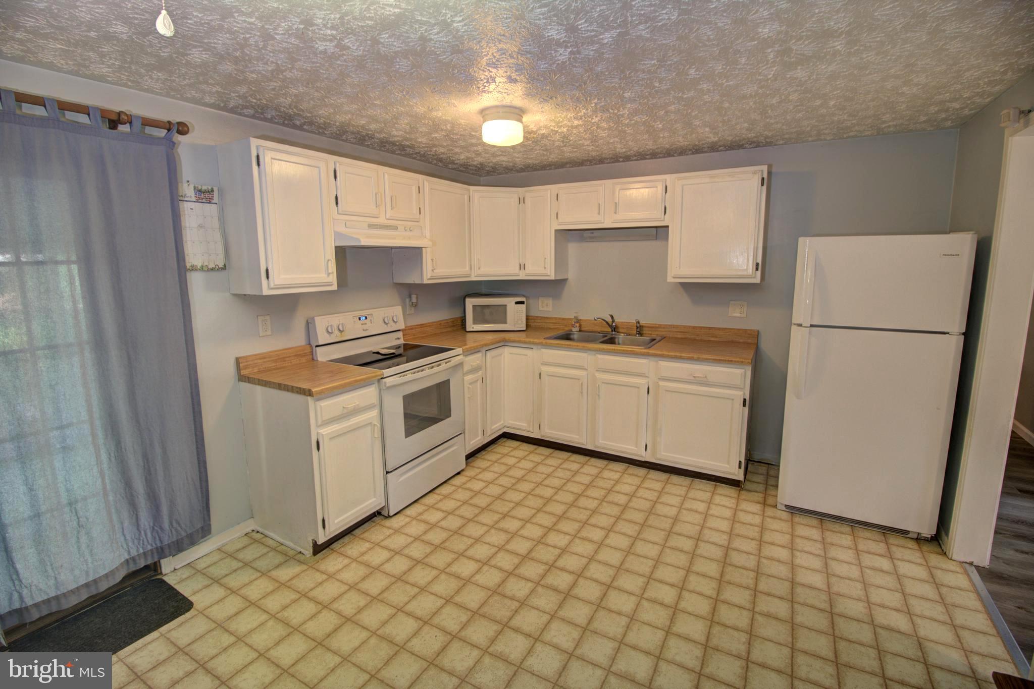 CHAMPION FOREST - Residential