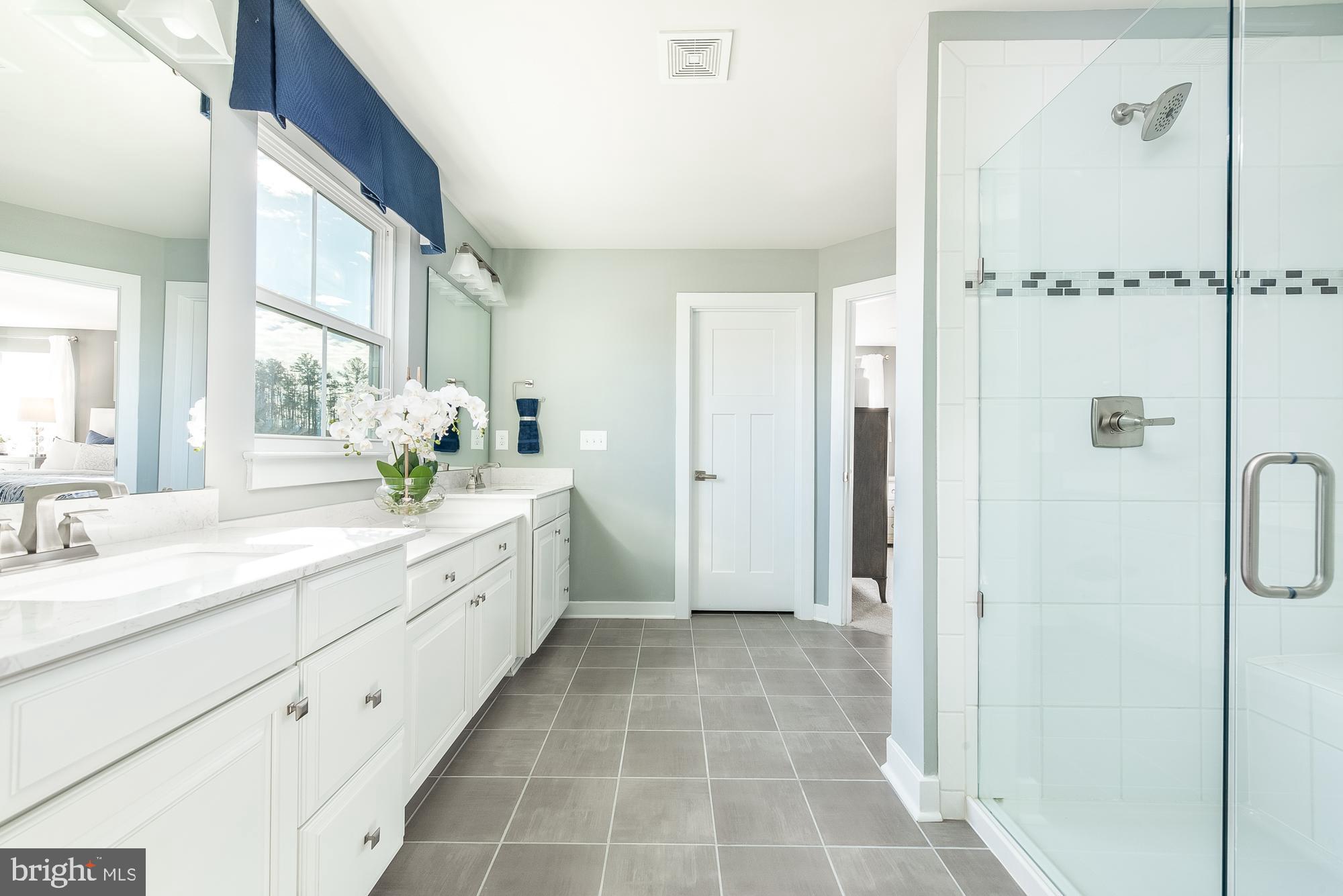 WOODBOURNE MANOR - Residential