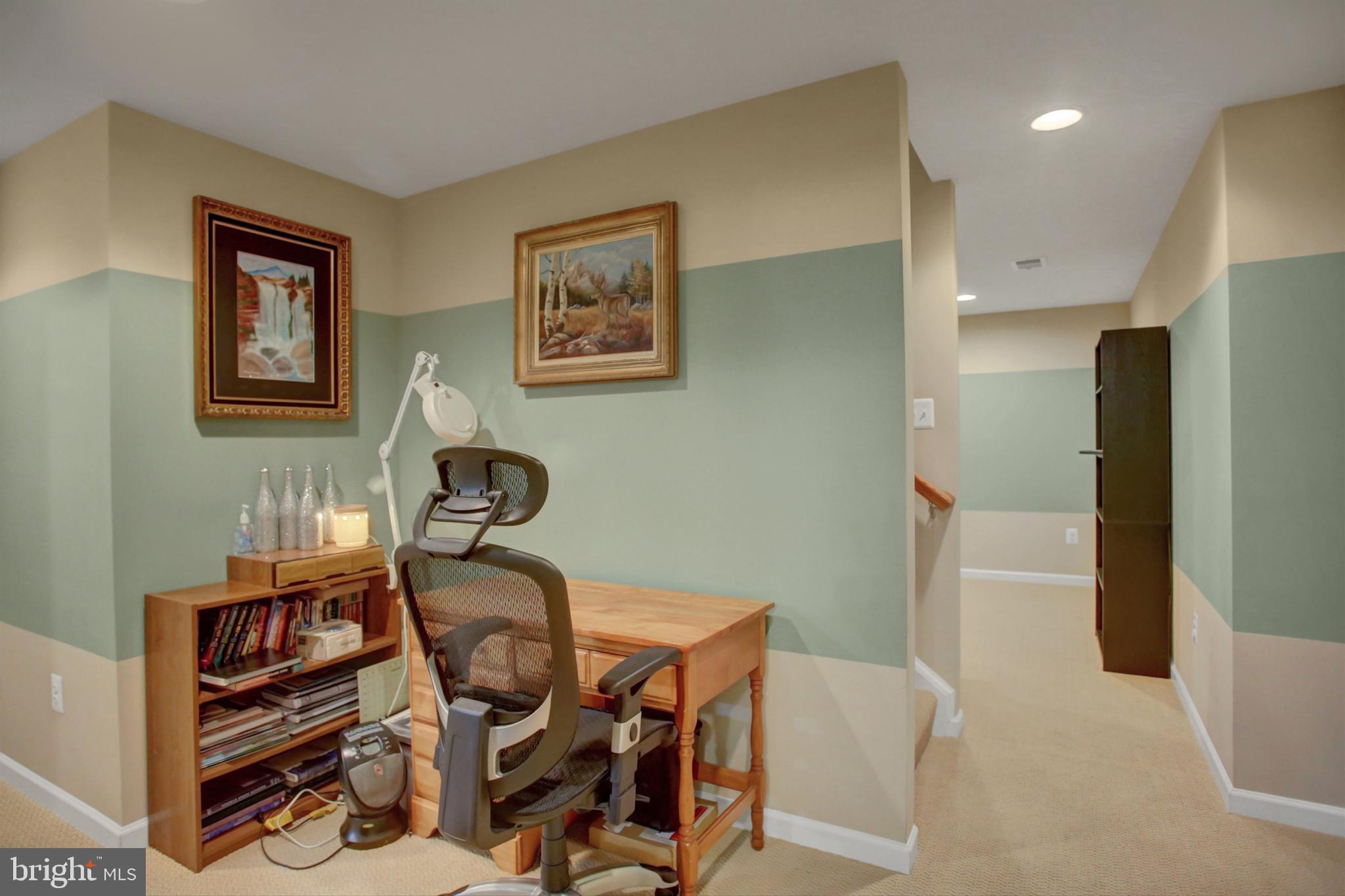 UPLAND ESTATES - Residential