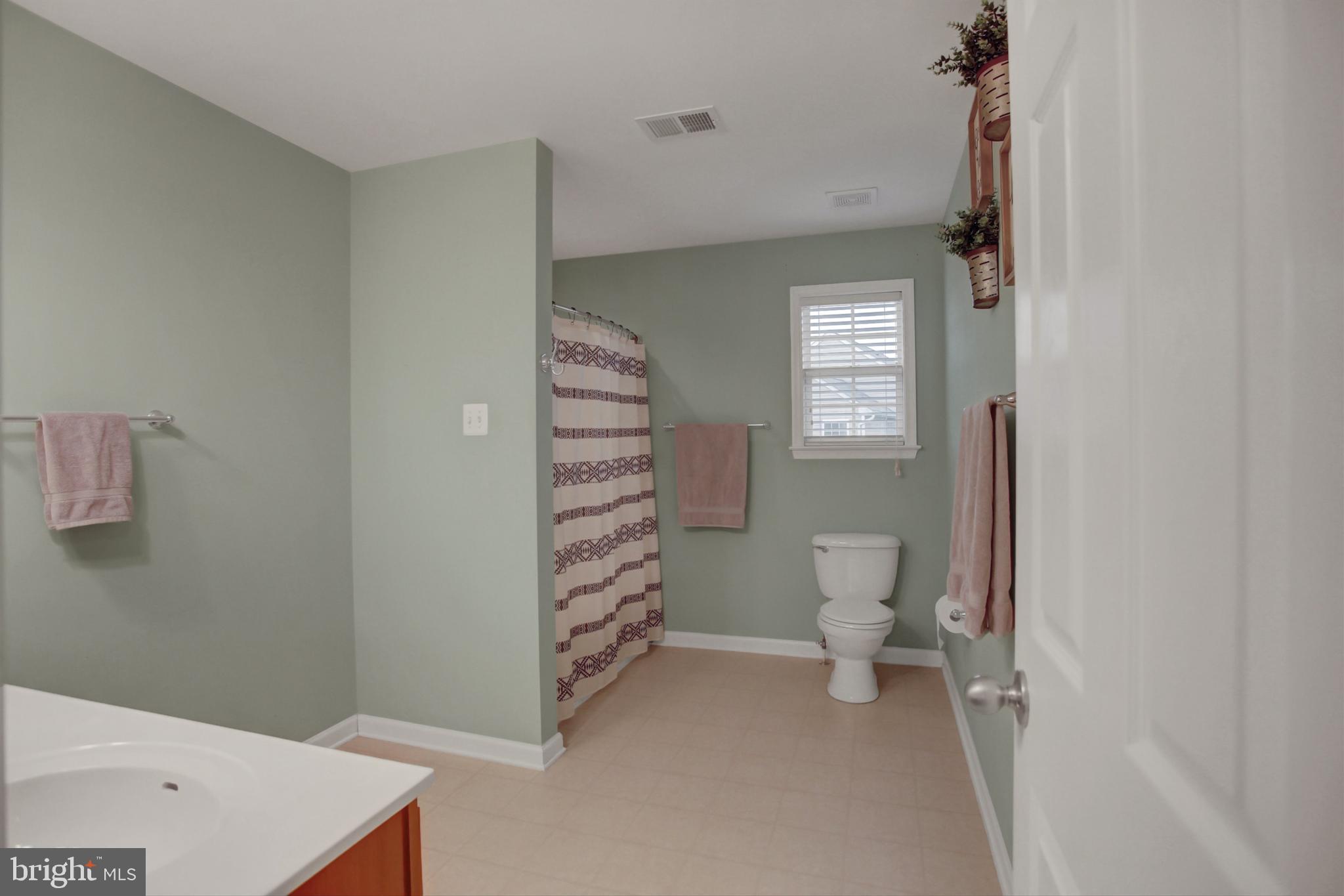 UPLAND ESTATES - Residential