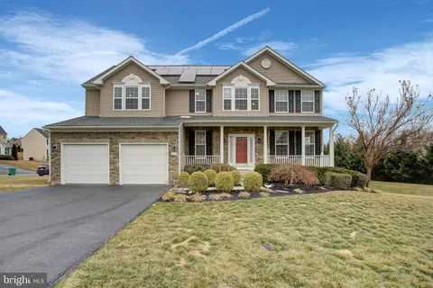 1237 Upland Drive, Fayetteville, PA MLS: PAFL2025520