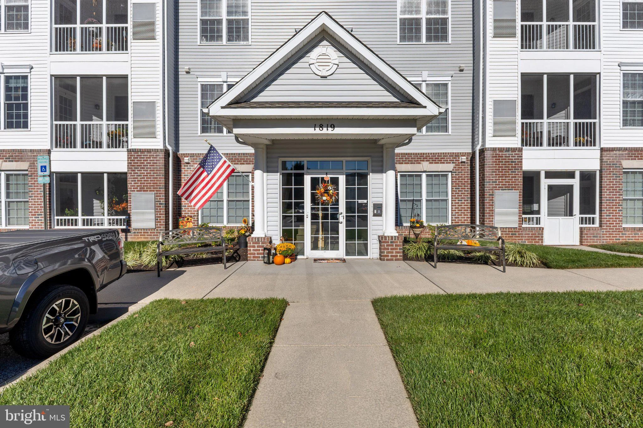 1819 Selvin Drive Unit 304