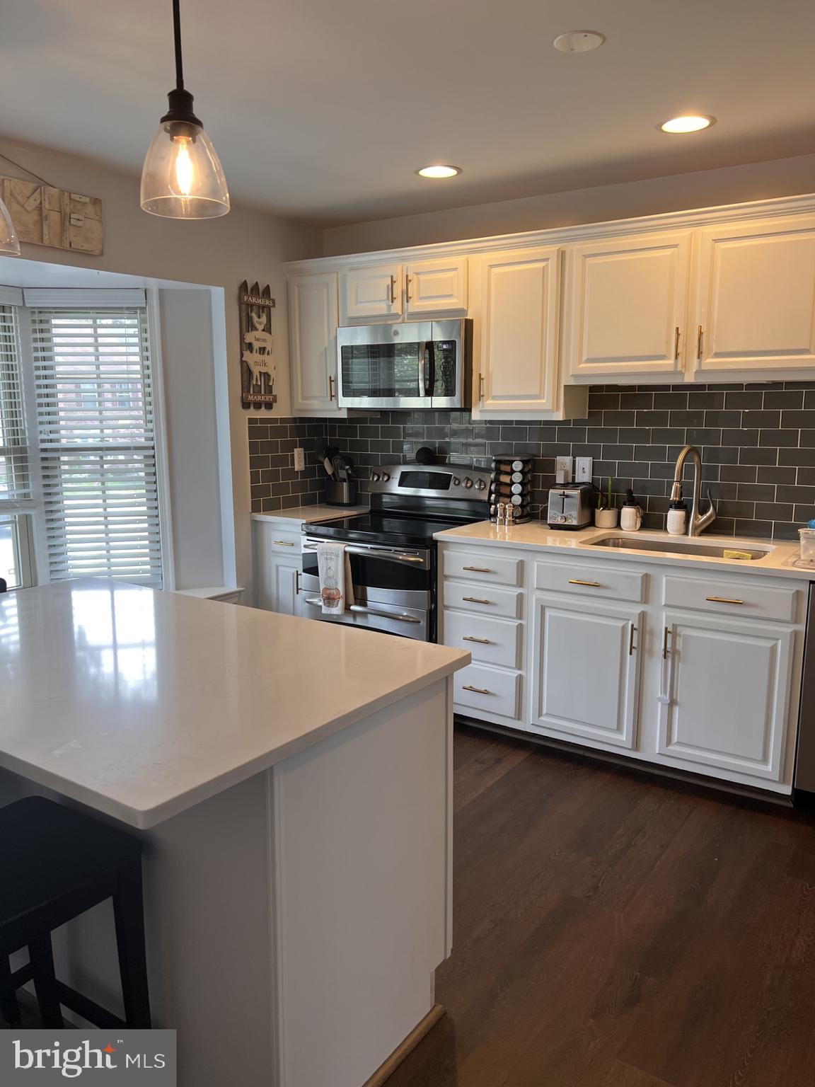 LOVETON FARMS - Residential Lease