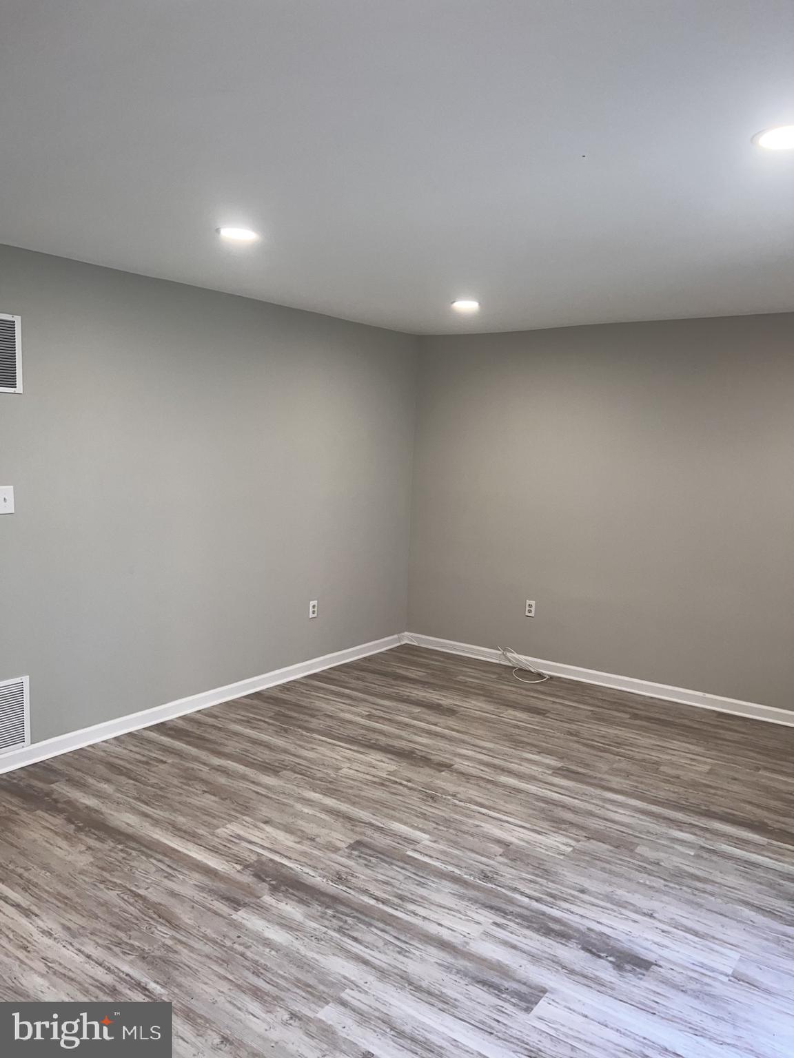 LOVETON FARMS - Residential Lease