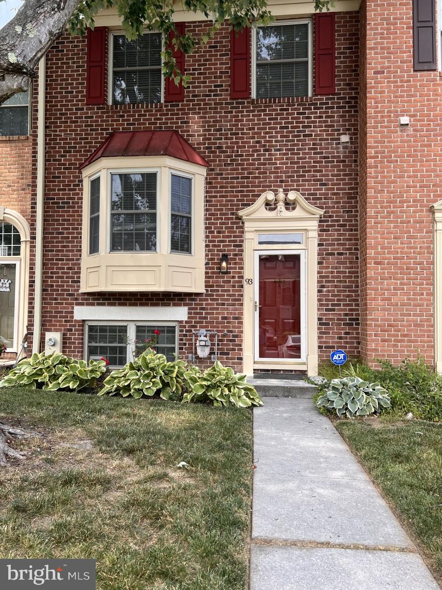 LOVETON LOVETON LOVETON!!!!This beautiful townhouse is located in Sparks. Best Schools in Baltimore County. 3 Miles to 83 North and South. Nearby to Hunt Valley with all the shops and resturants.  Updated kitchen. Large living/ Family room leads to rear deck. 3 bedroom with 2 full updated baths. Primary bedroom has addition  loft. Rear fenced yard. Contact agent for showings. Application for this property found on Long and Foster Website