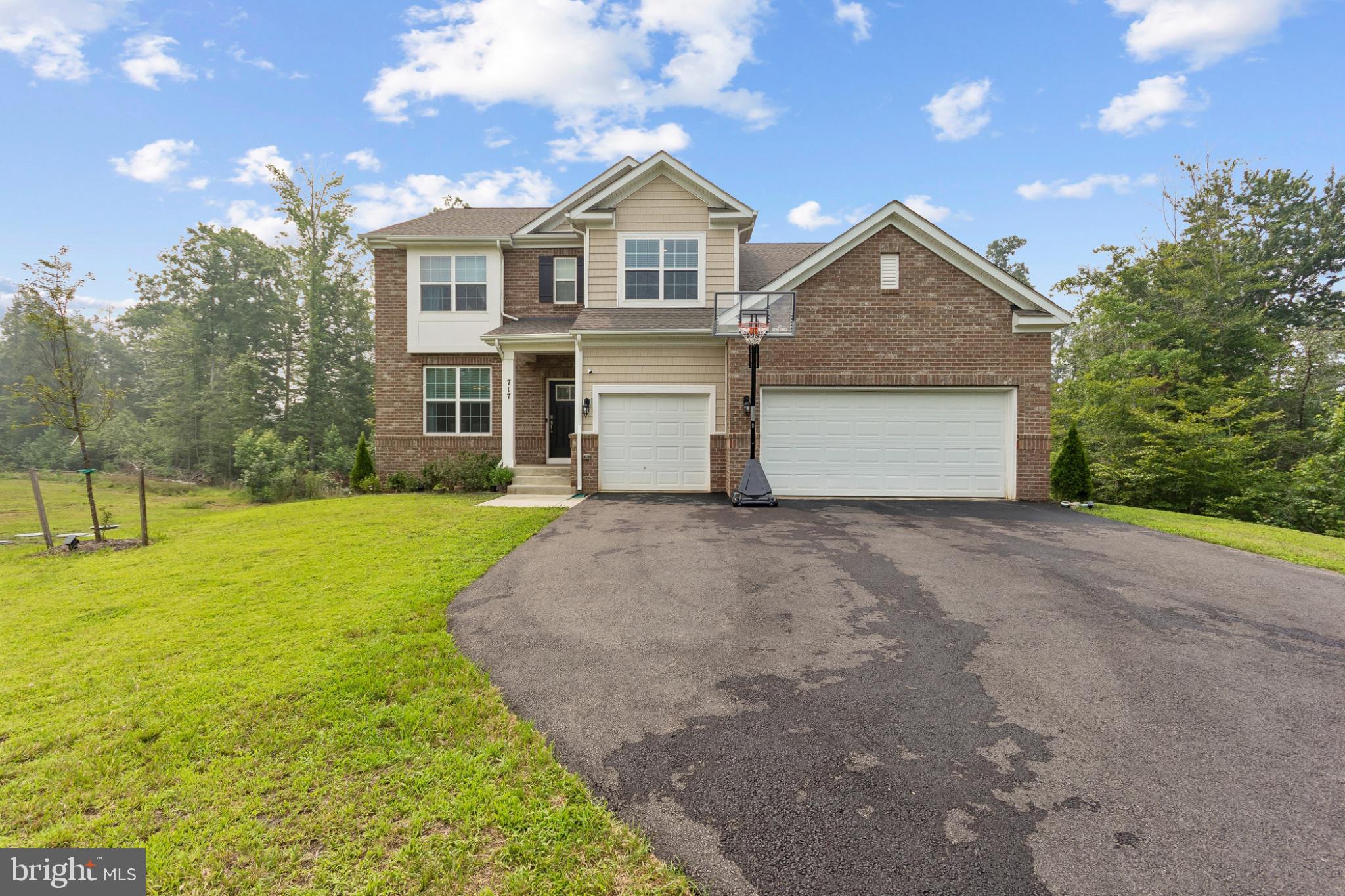 717 LONG MEADOW DRIVE