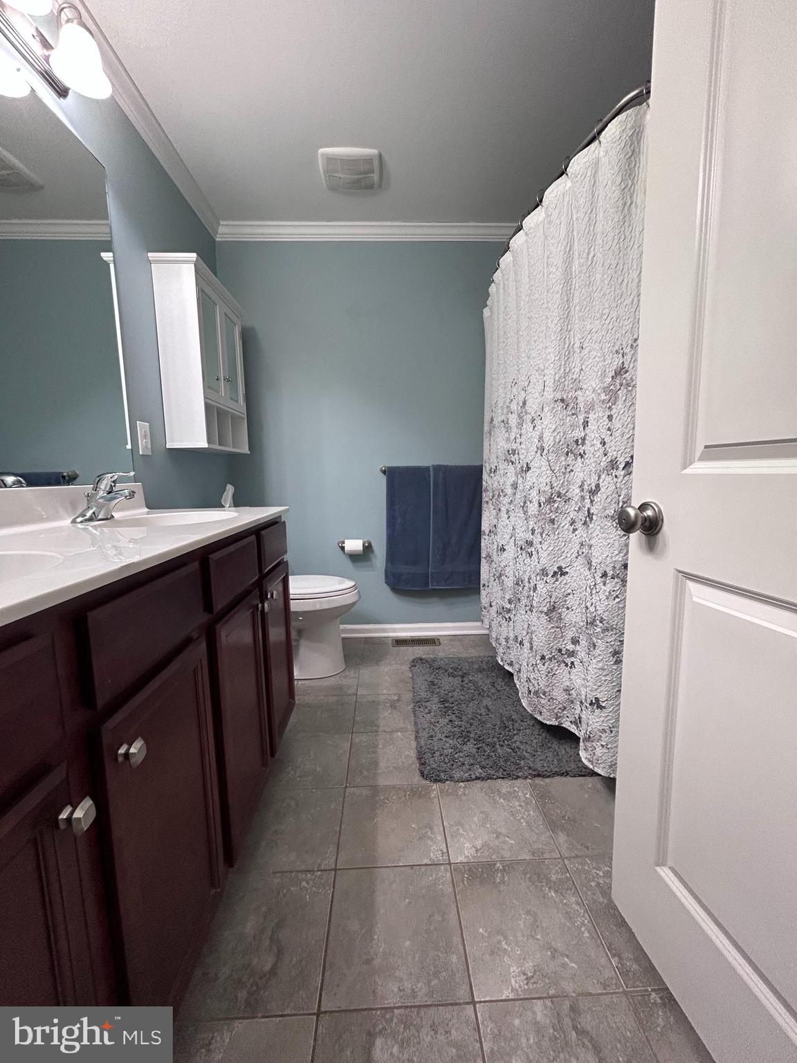 CARRIAGE HILL - Residential Lease