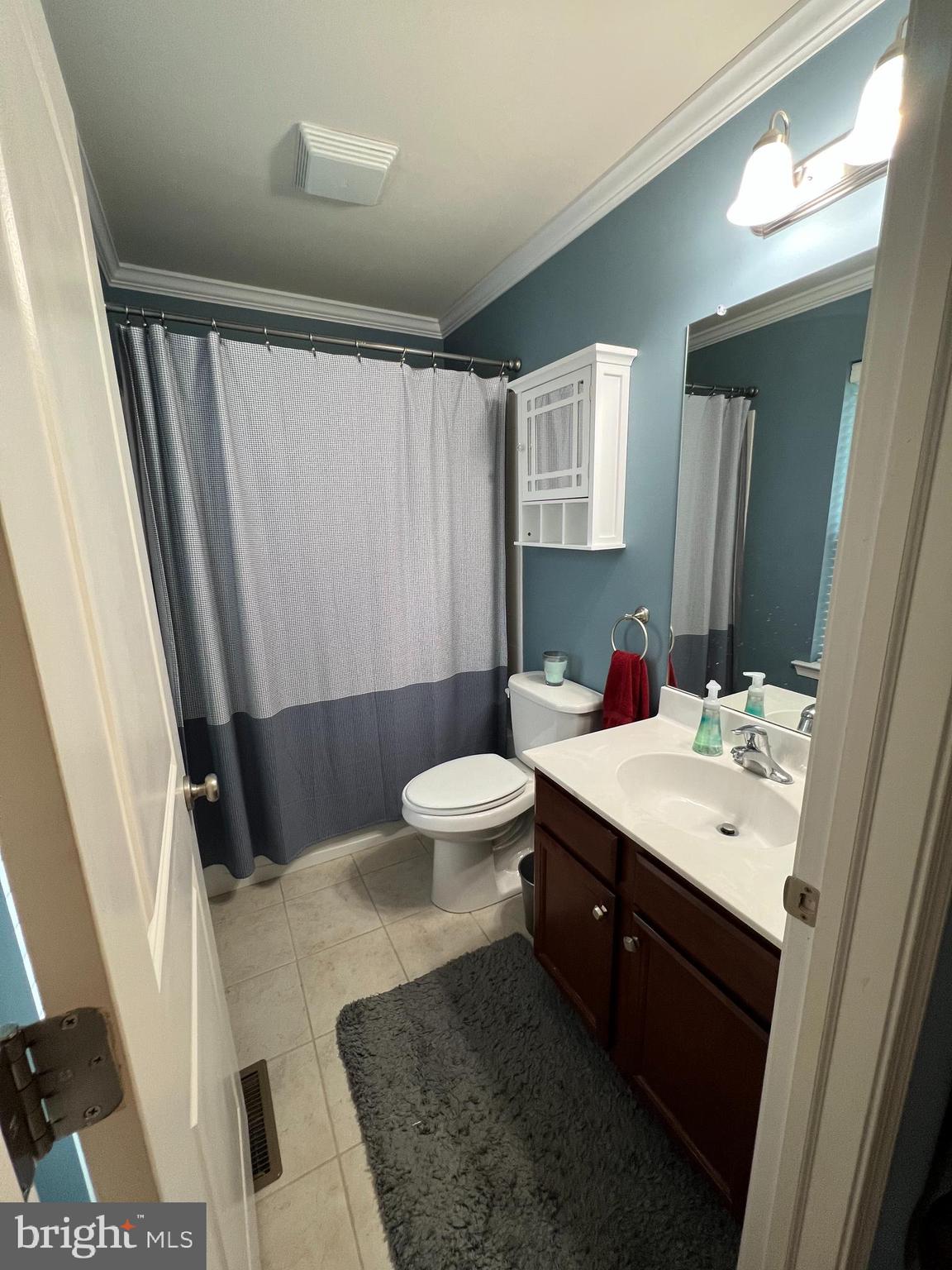 CARRIAGE HILL - Residential Lease
