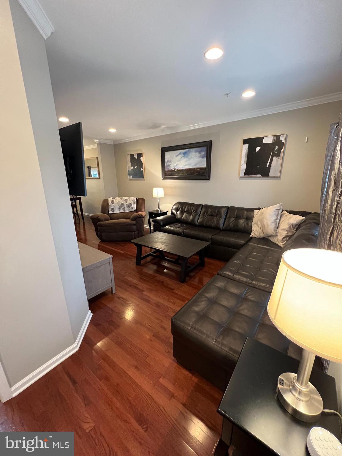 CARRIAGE HILL - Residential Lease