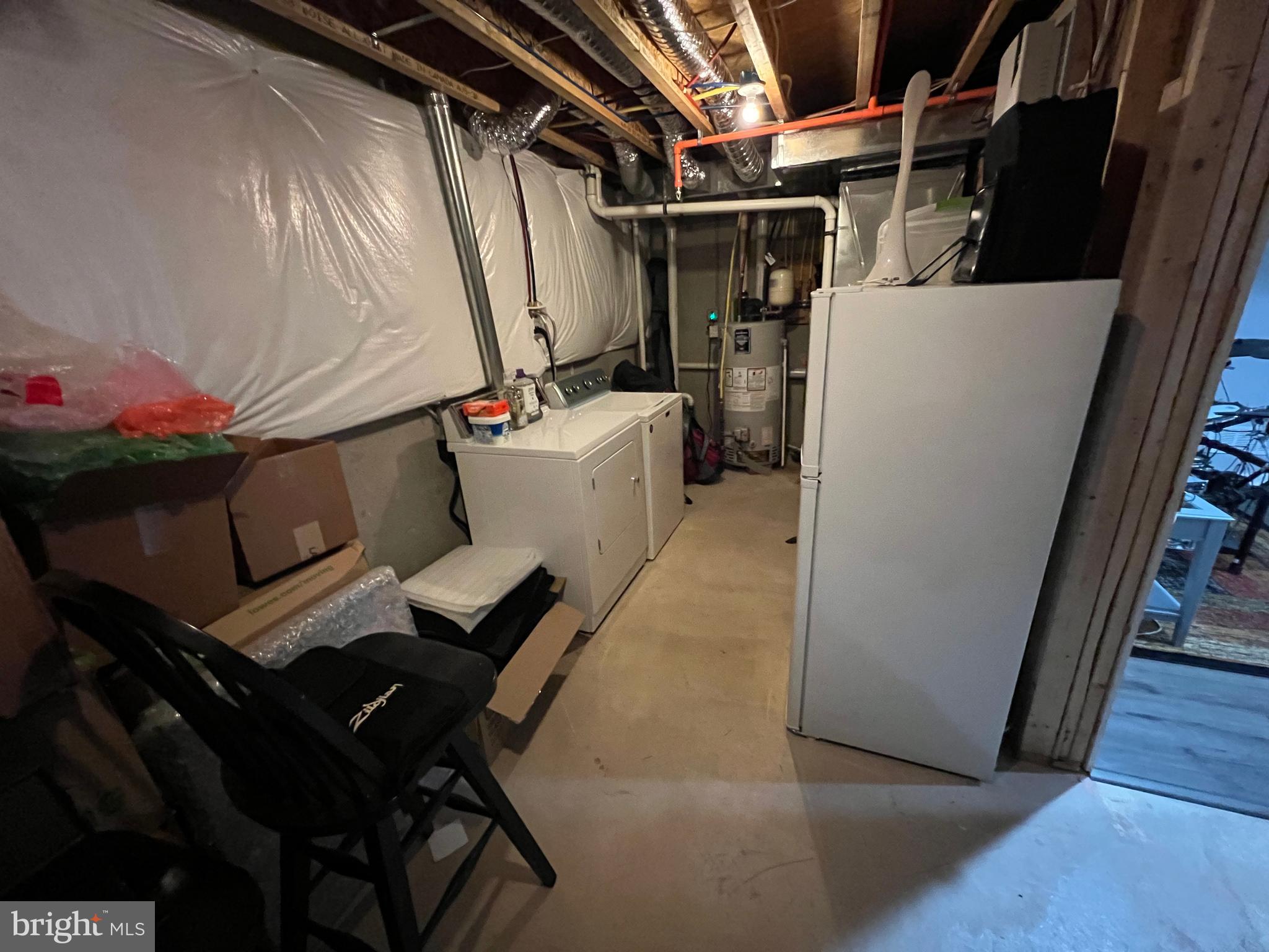 CARRIAGE HILL - Residential Lease