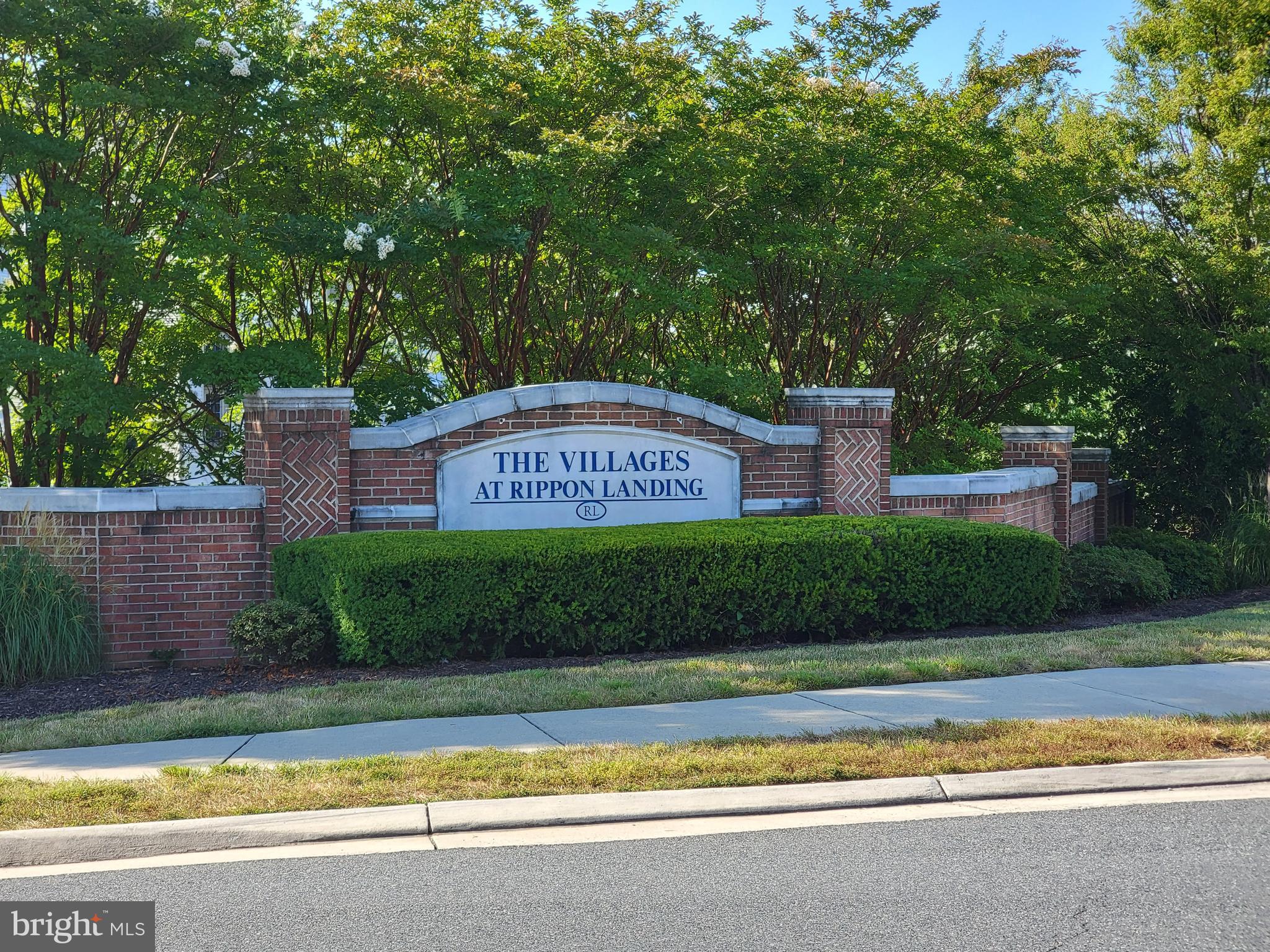 POWELLS RUN VILLAGE COND - Residential Lease