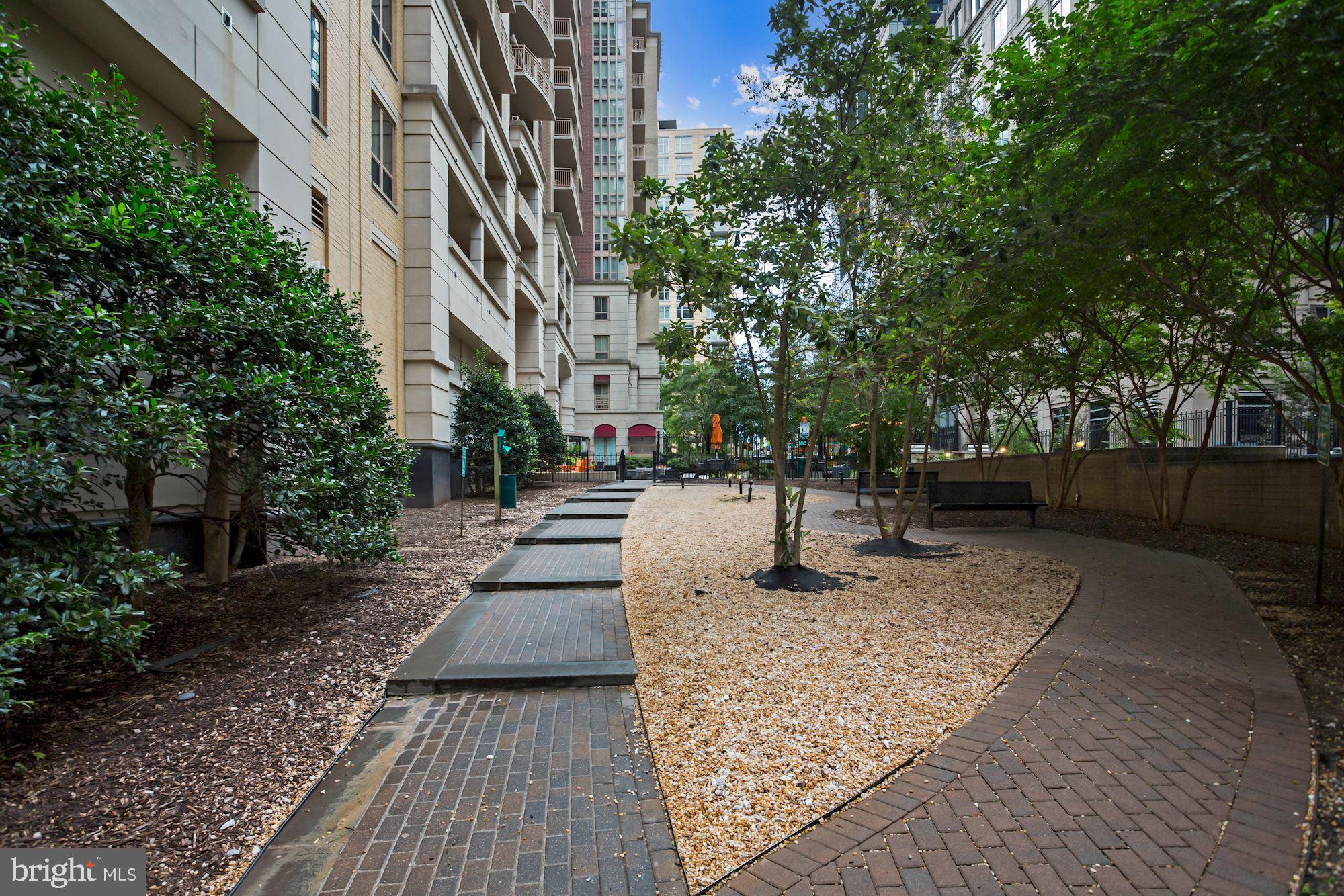 BALLSTON - Residential